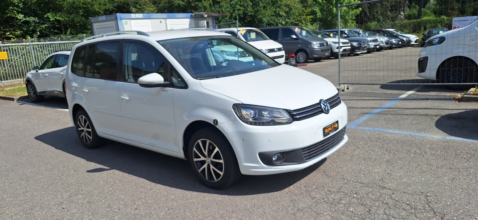 VW Touran 1.4 TSI EcoFuel Design DSG-image-7