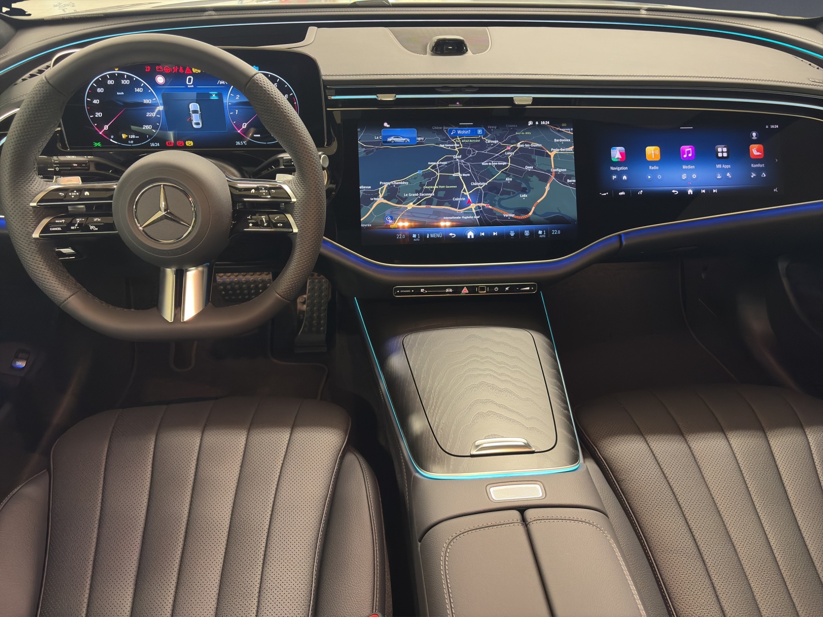 MERCEDES-BENZ E 200 4M Berline-image-5