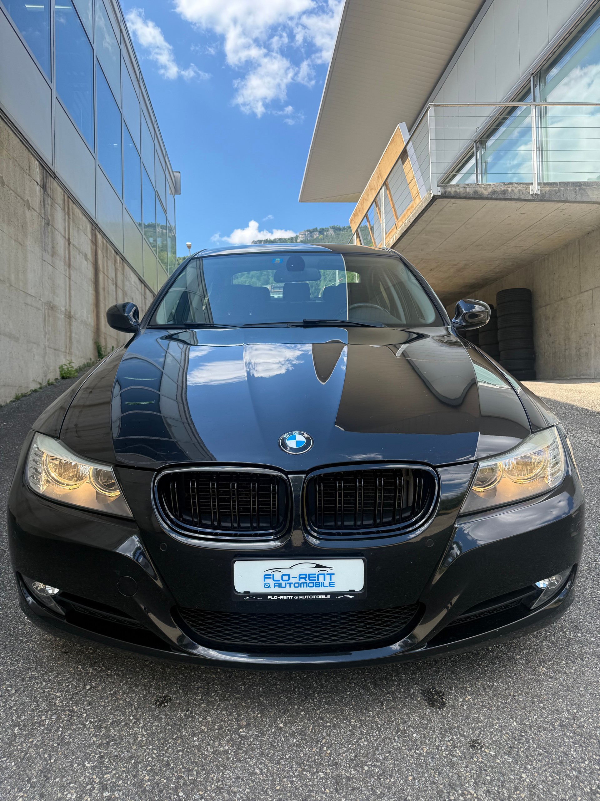 BMW 318i Dynamic Edition Steptronic || Frisch ab MFK-image-6