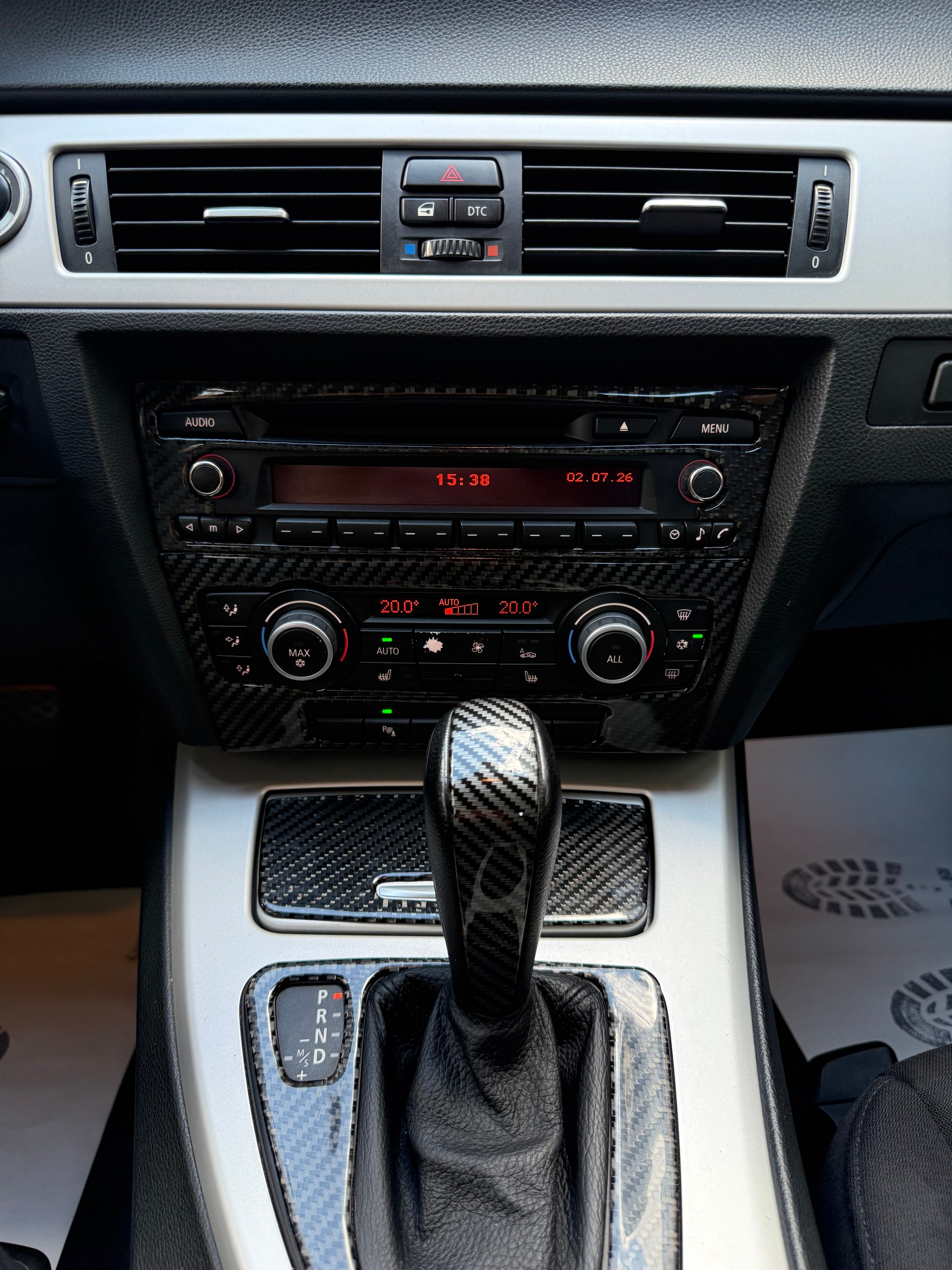 BMW 318i Dynamic Edition Steptronic || Frisch ab MFK-image-8