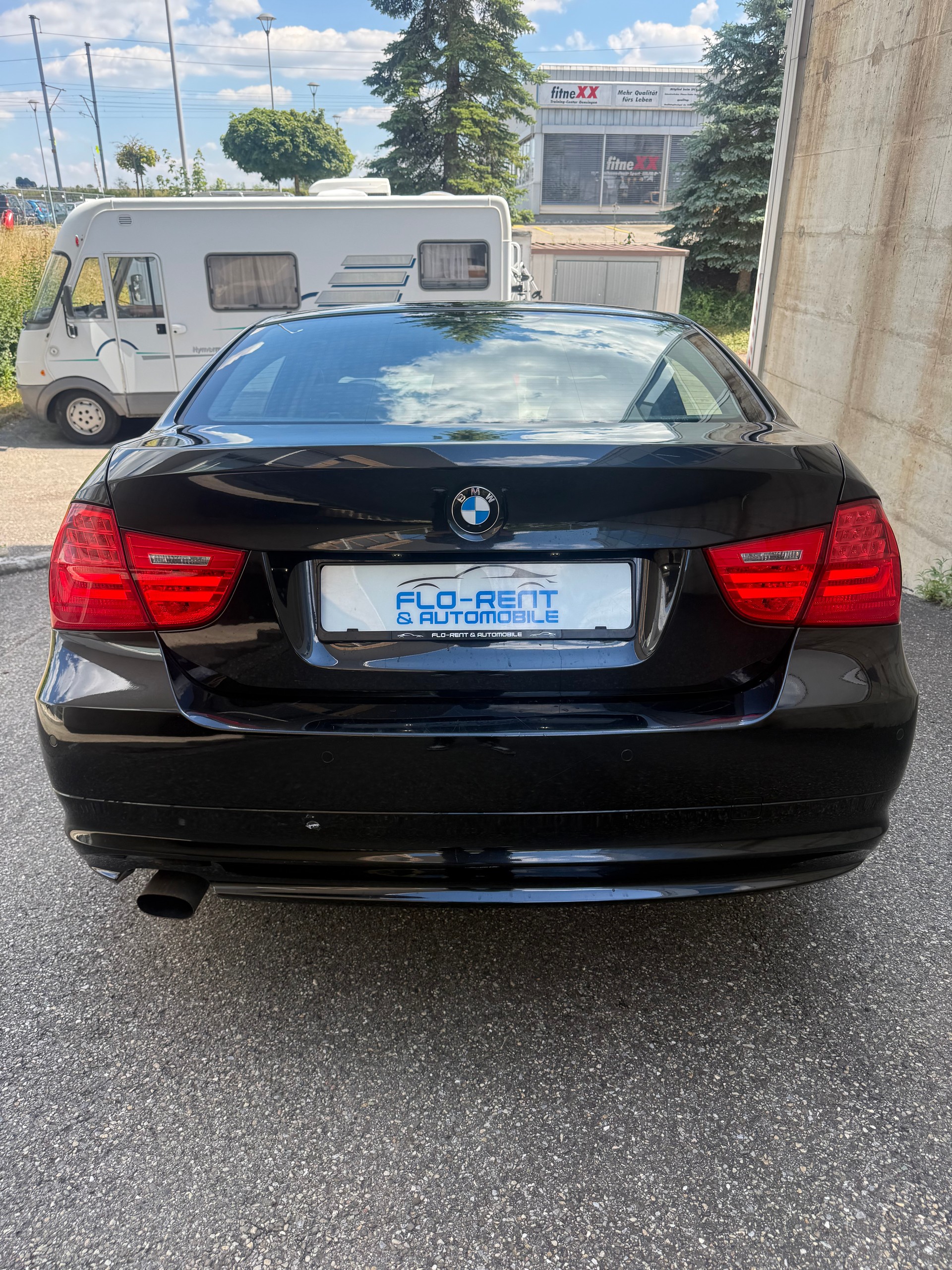 BMW 318i Dynamic Edition Steptronic || Frisch ab MFK-image-3
