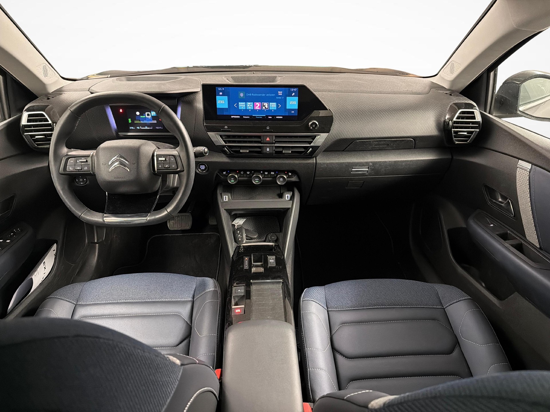 CITROEN e-C4 X Shine Pack-image-8