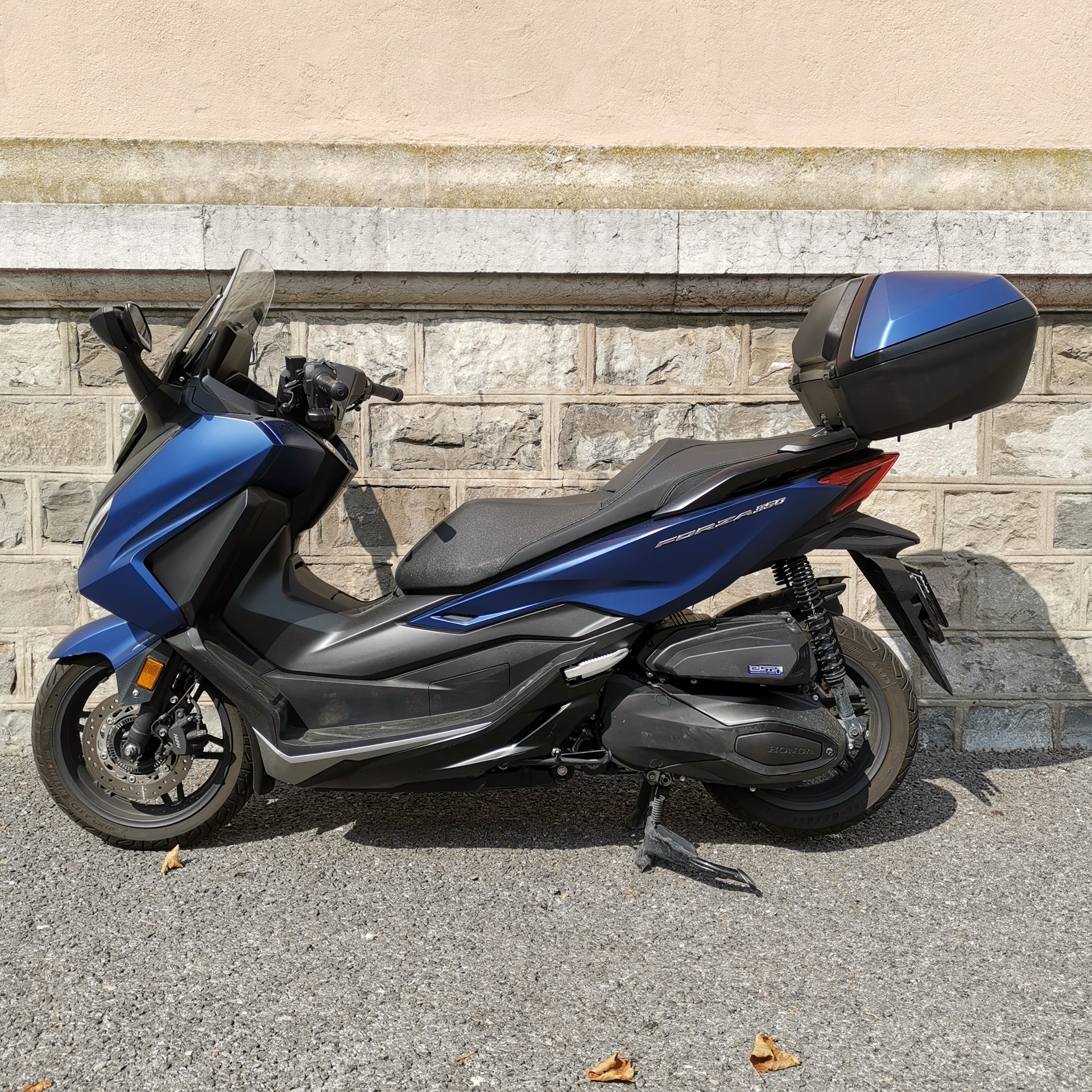 HONDA NSS 350 Smart Top Box-showroom-element-2