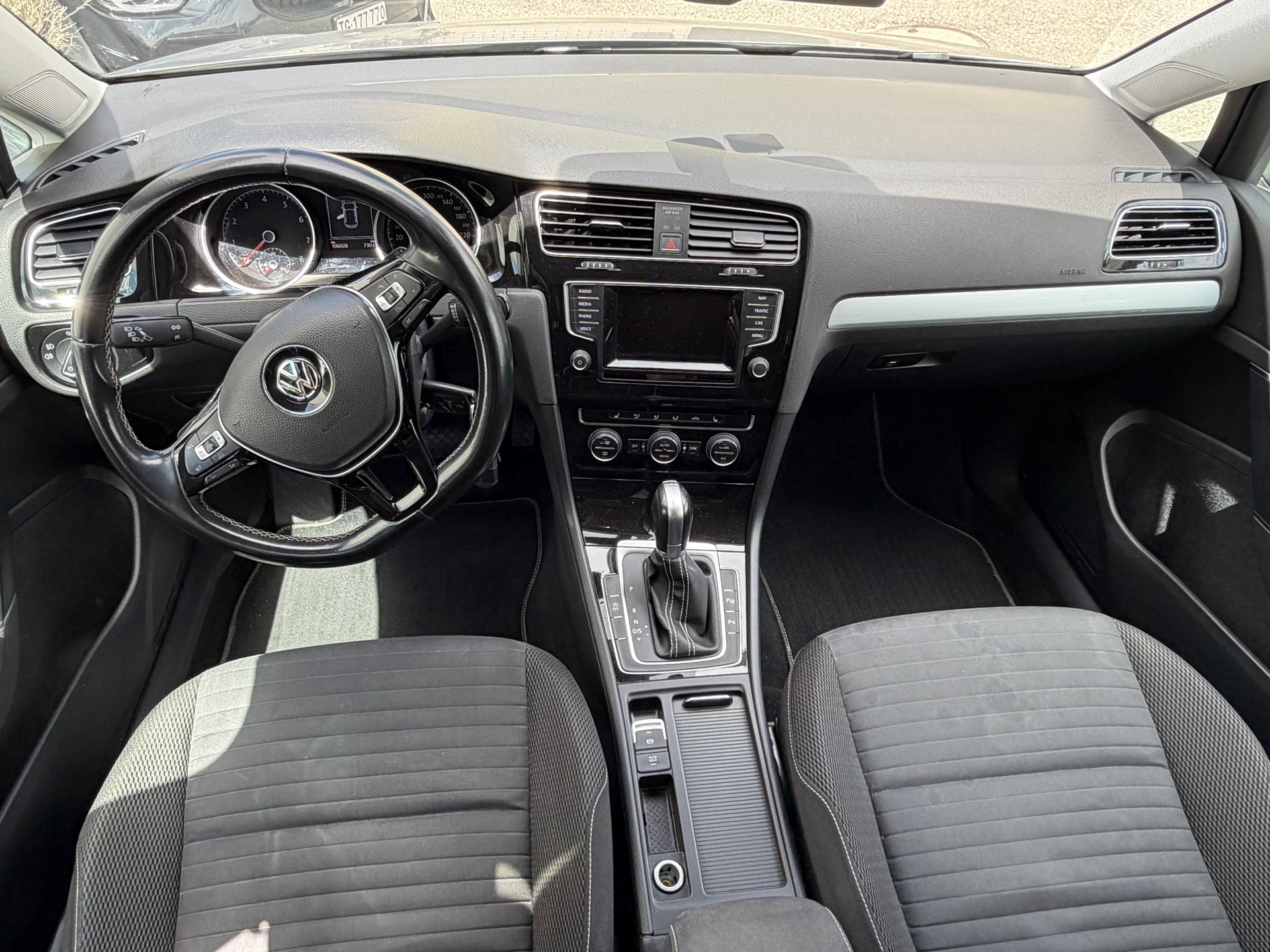 VW 1.4 TSI 122 Cup DSG-image-3