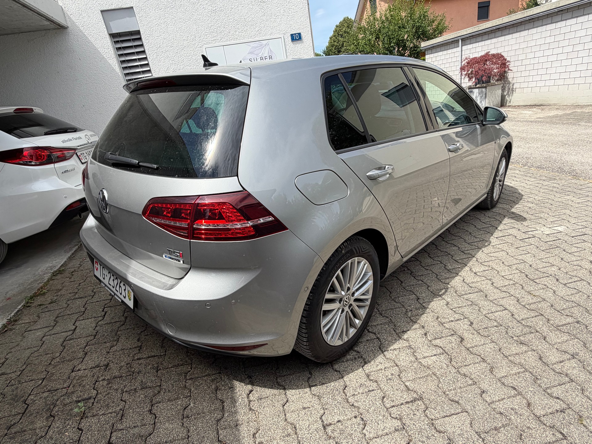 VW 1.4 TSI 122 Cup DSG-image-1