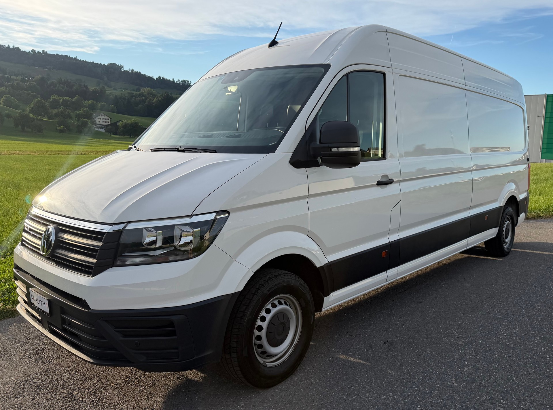 VW Crafter 35 2.0 TDI Entry L4 4Motion-image-1