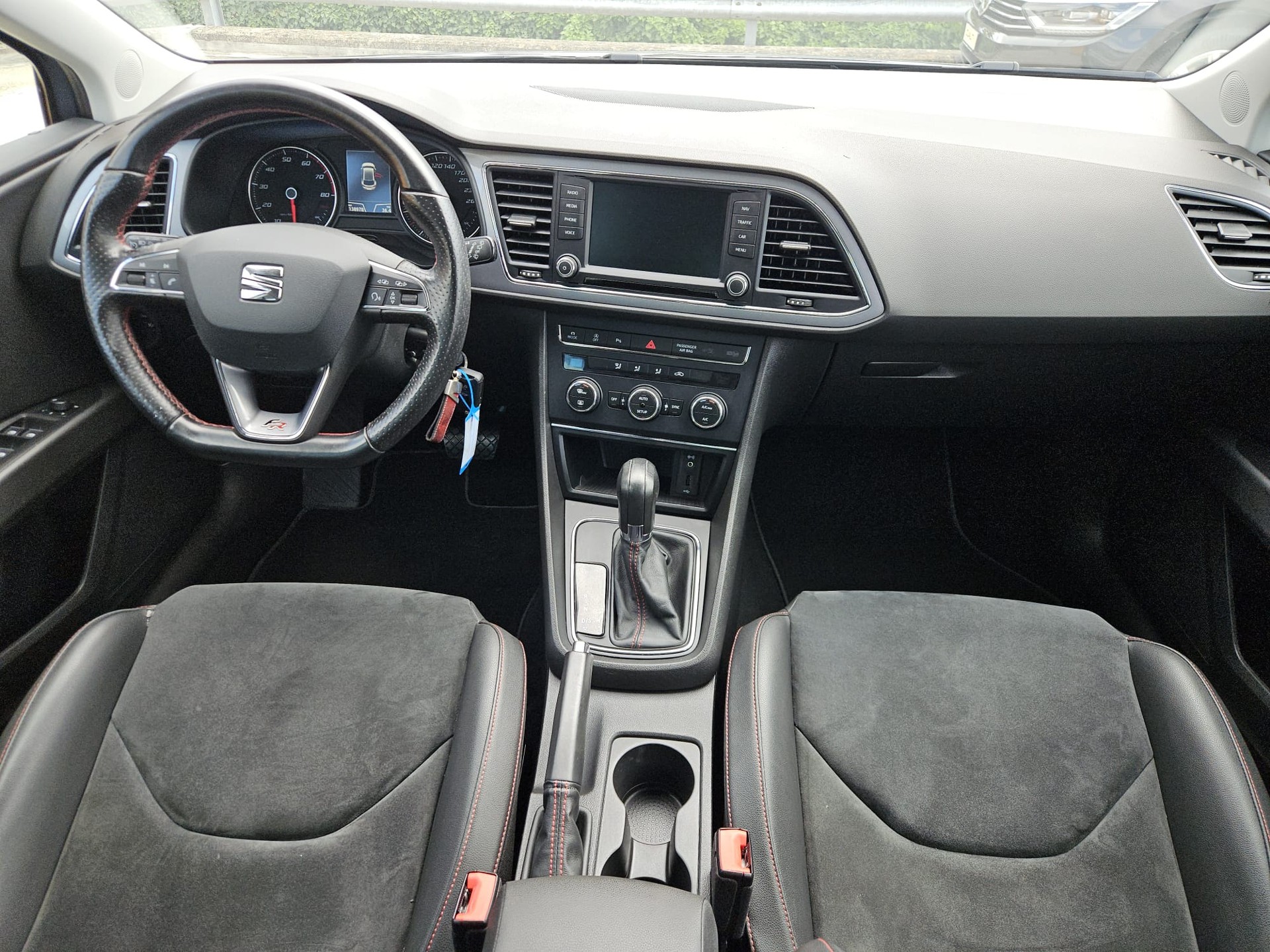 SEAT Leon 1.4 TSI FR Line DSG-image-7