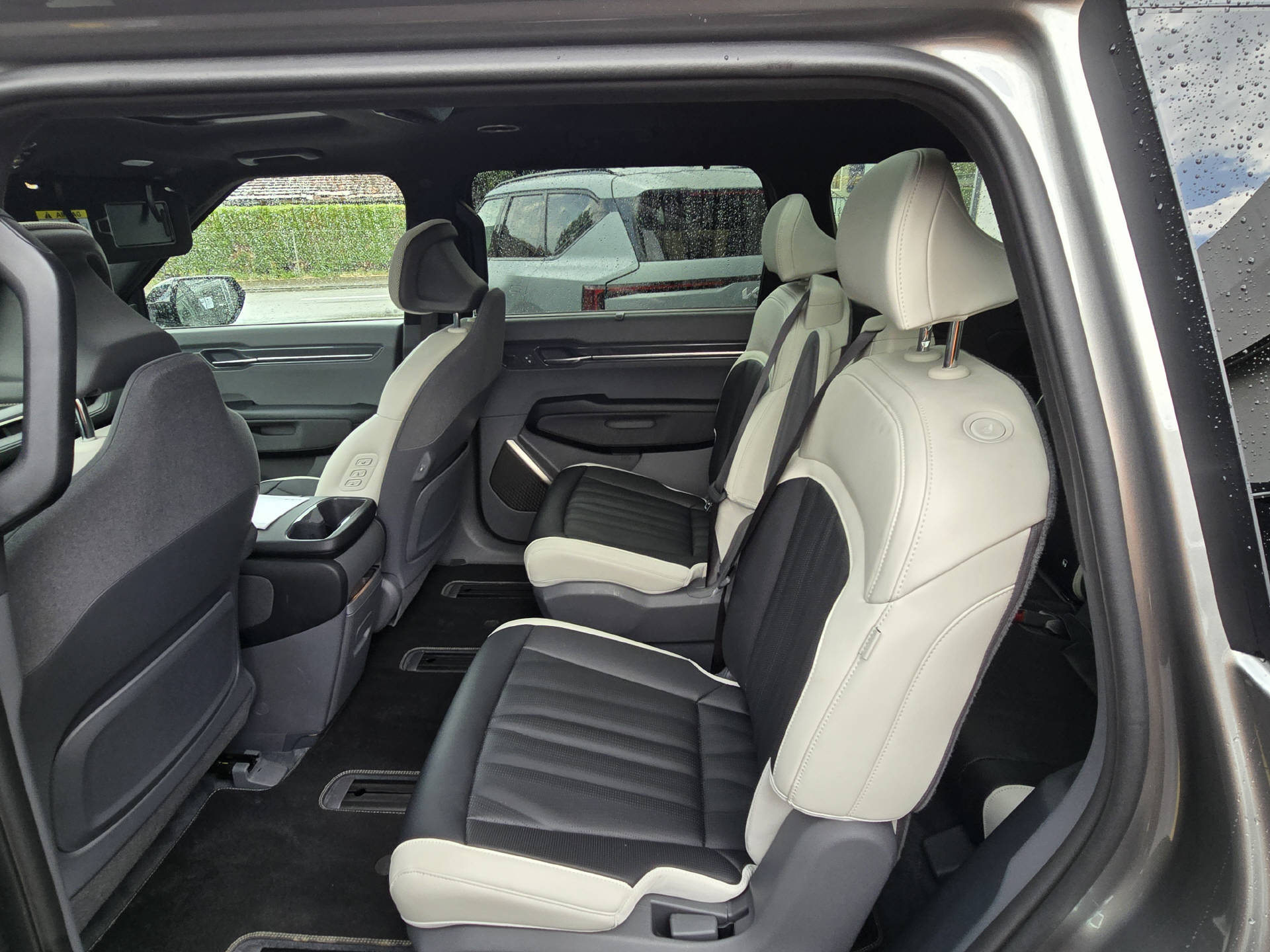 KIA EV9 99.8 kWh GT-Line 4x4 Swivelling 6P-image-7