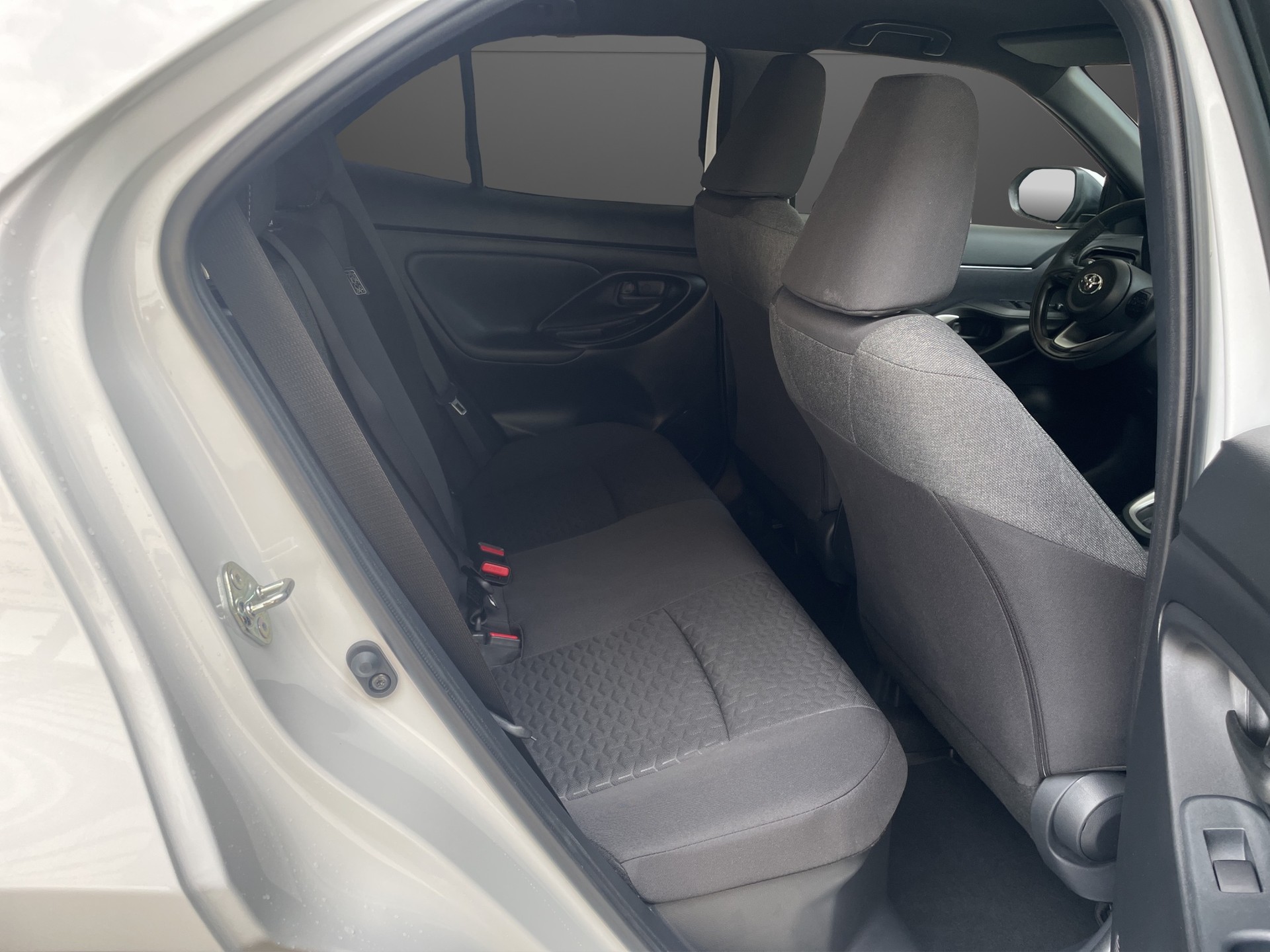 TOYOTA Yaris Cross 1.5 Trend e-CVT-image-8