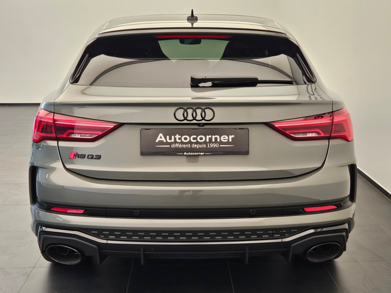 AUDI RS Q3 Sportback edition 10 years quattro S tronic-image-7