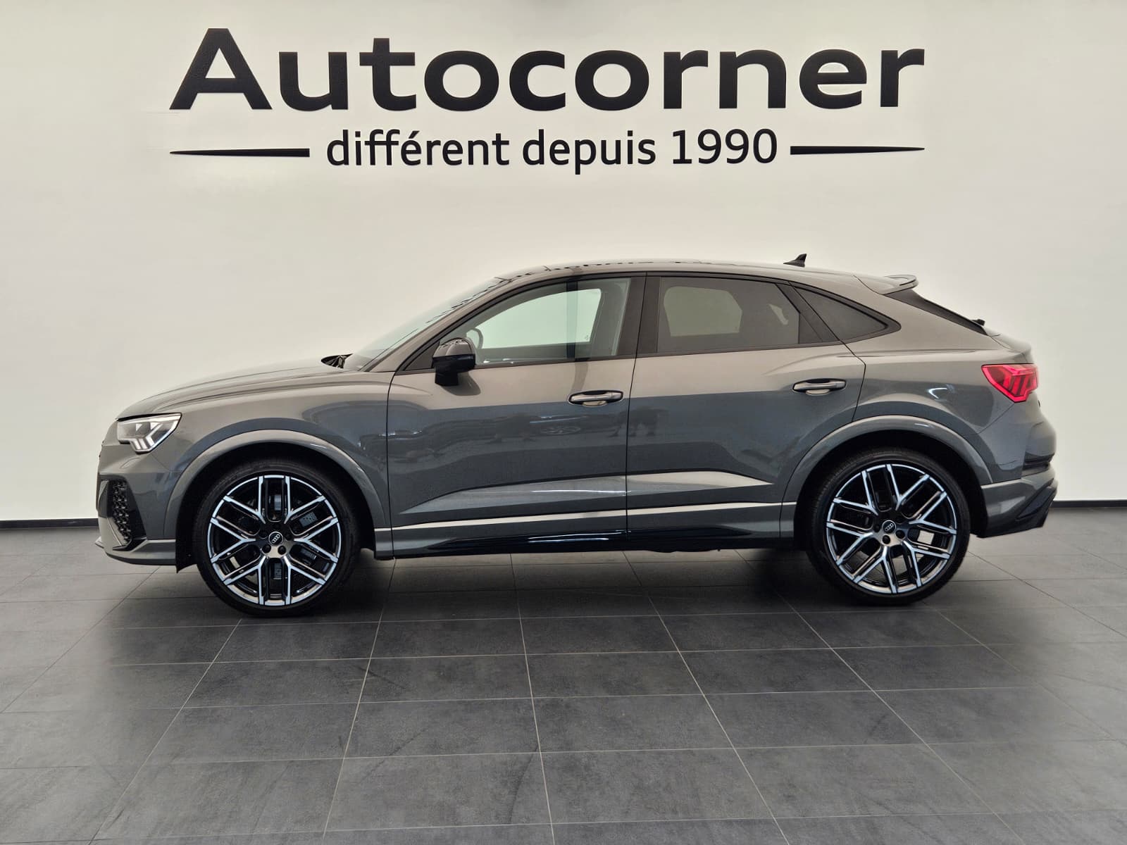 AUDI RS Q3 Sportback edition 10 years quattro S tronic-image-1