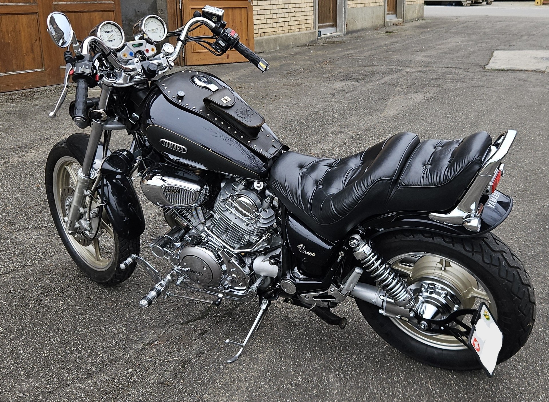 YAMAHA XV 1100 Virago-image-3