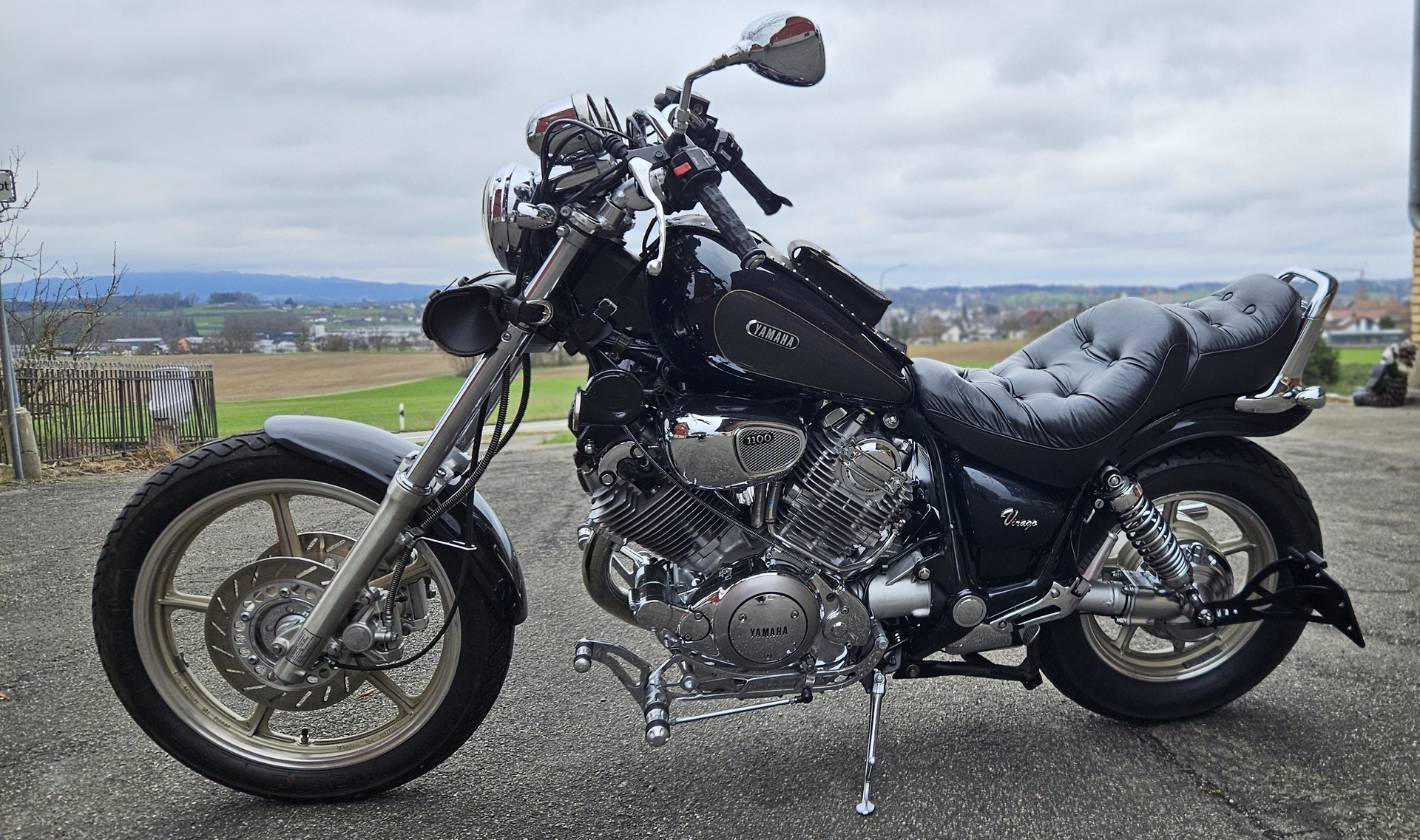 YAMAHA XV 1100 Virago-image-2