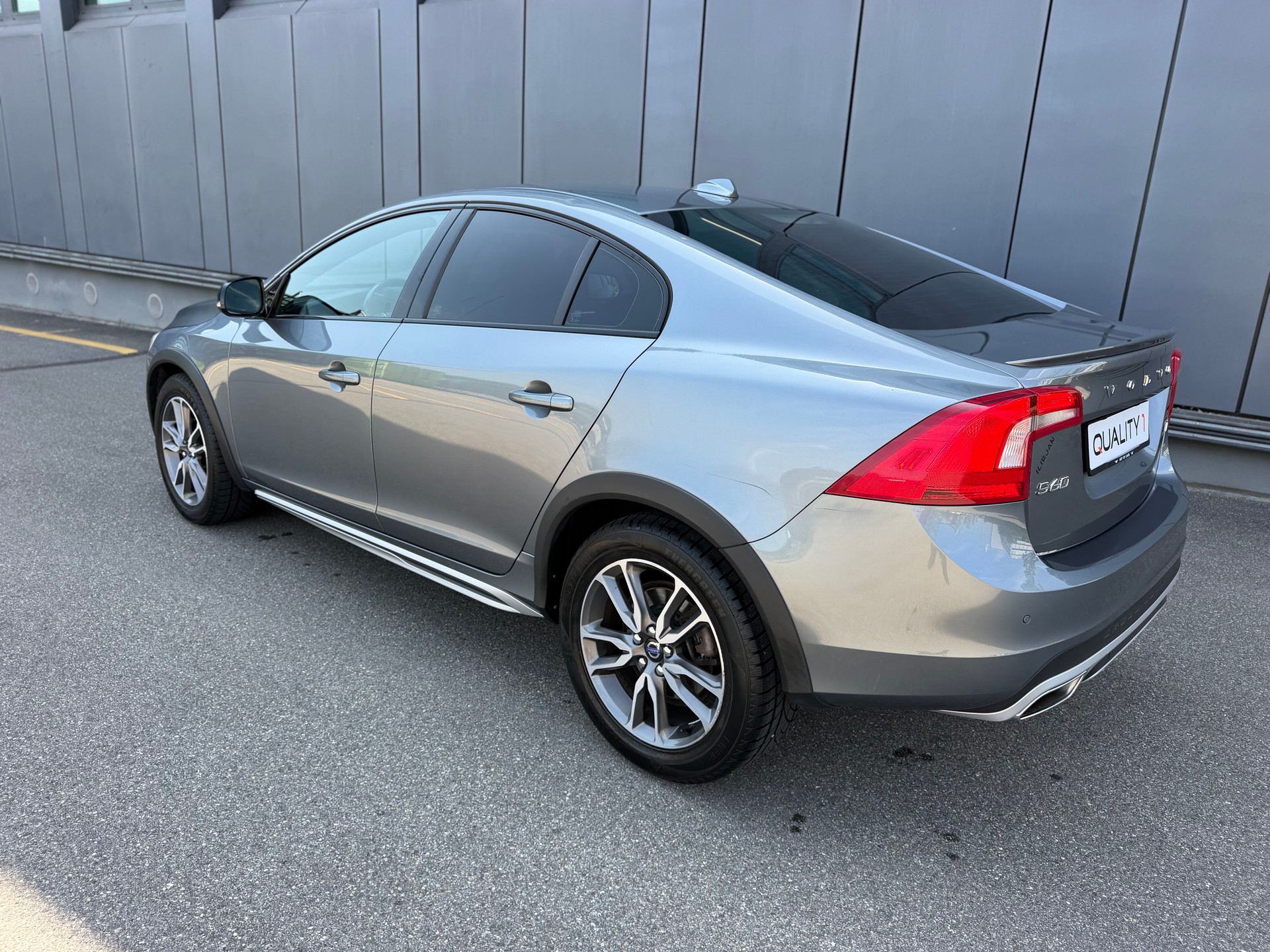 VOLVO Cross Country-image-6
