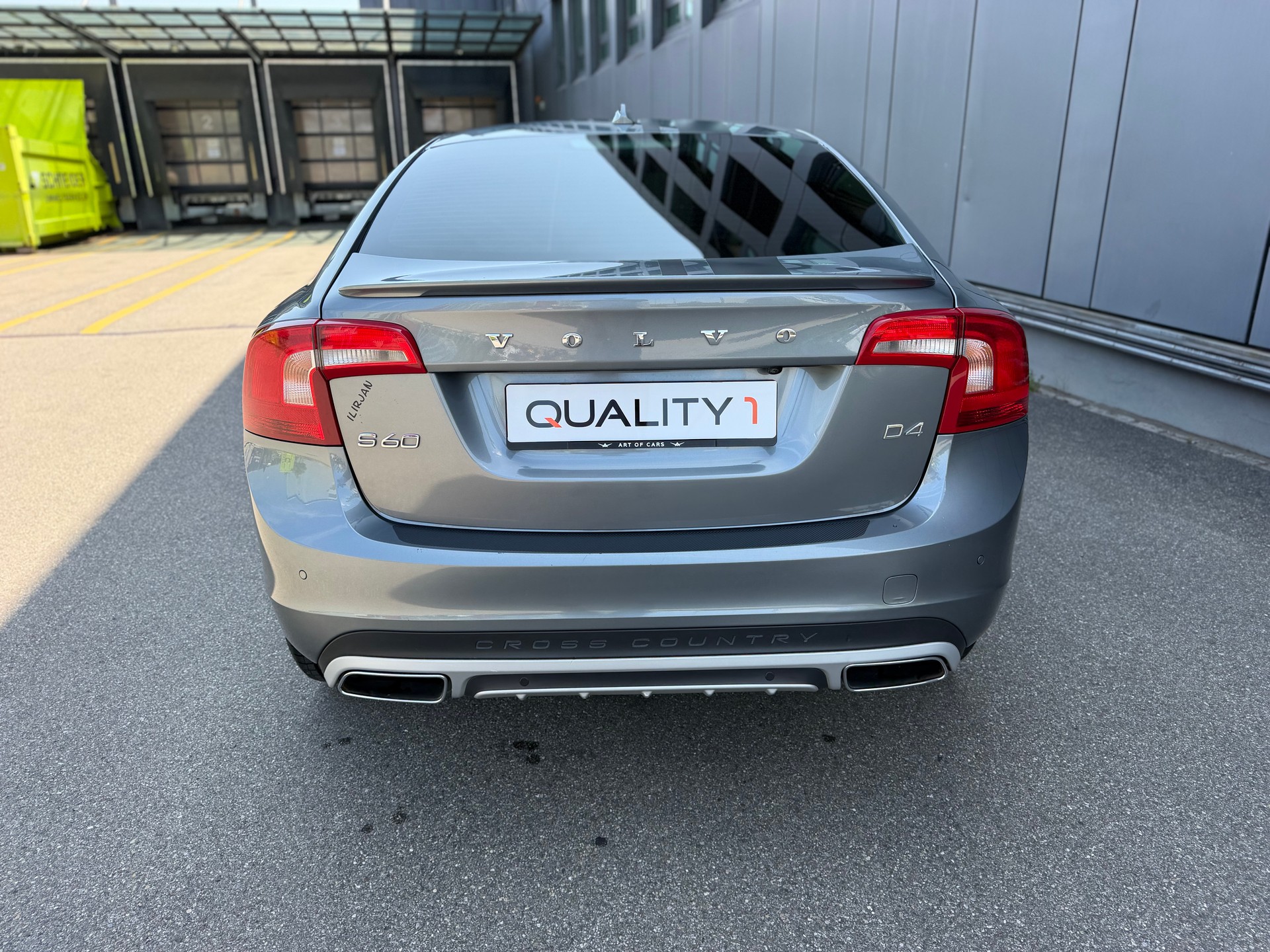 VOLVO Cross Country-image-5