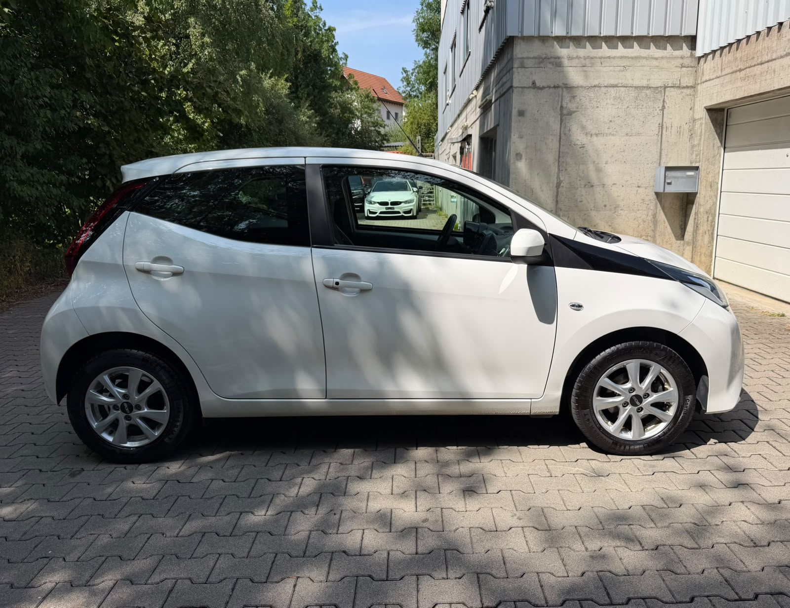 TOYOTA Aygo 1.0 VVT-i x-play-image-5