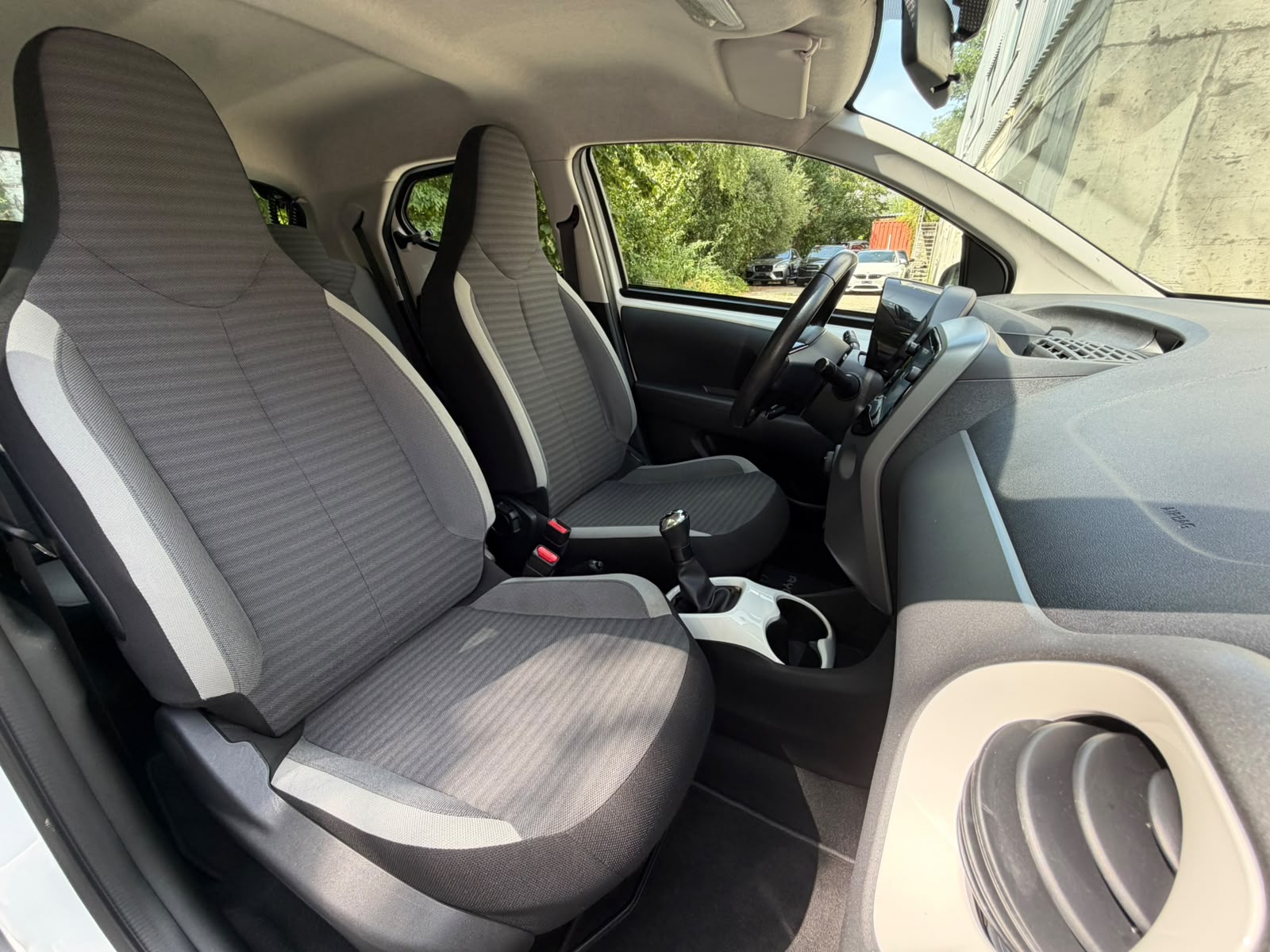 TOYOTA Aygo 1.0 VVT-i x-play-image-15