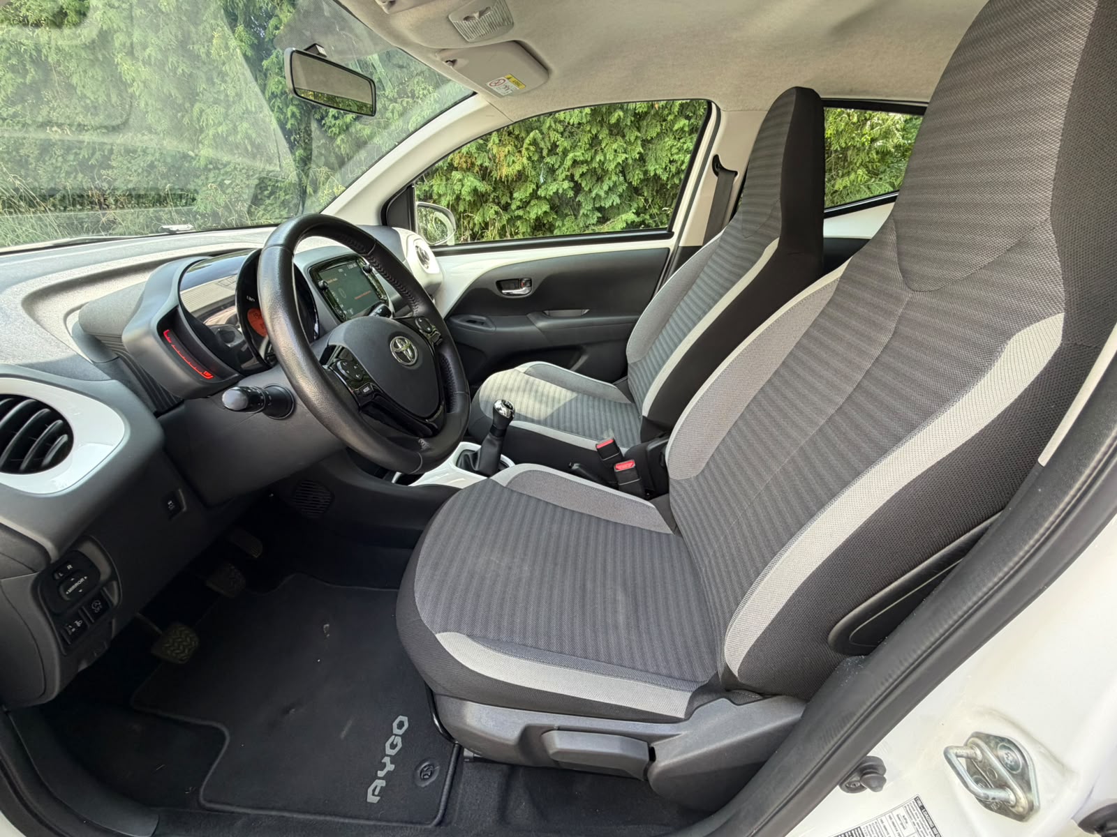 TOYOTA Aygo 1.0 VVT-i x-play-image-9