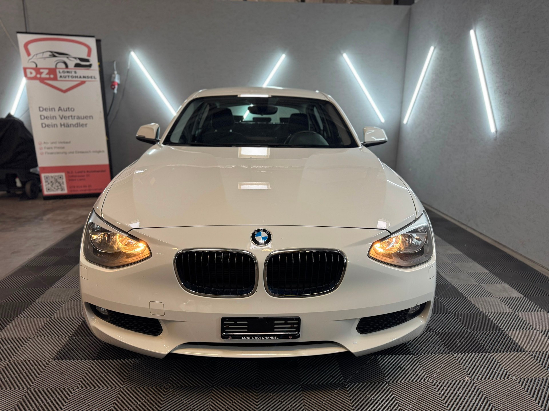 BMW 118d xDrive-image-1