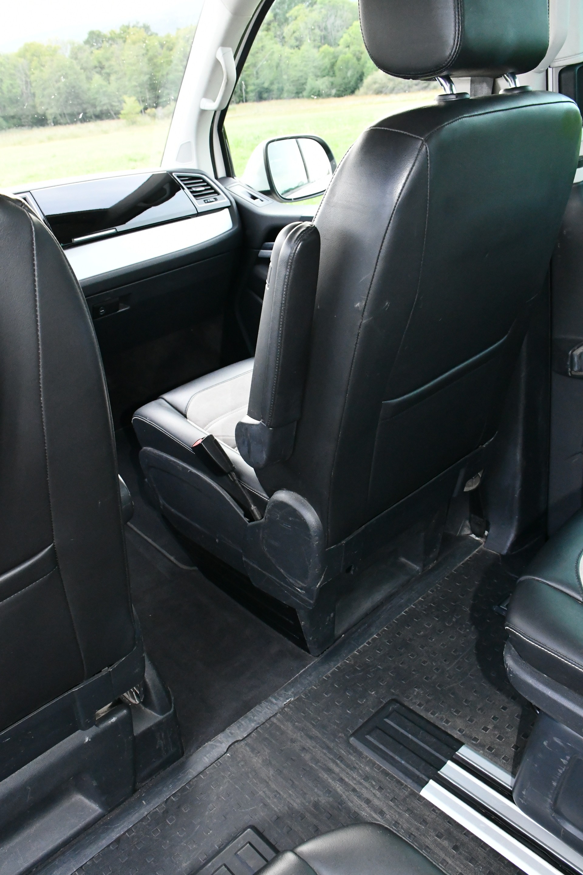 VW 2.0 TDI 150 Highline DSG 4m-image-9