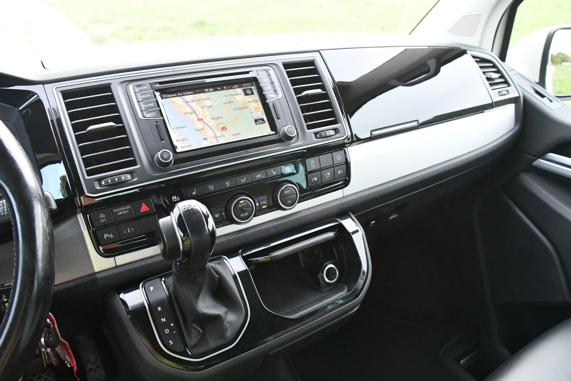 VW 2.0 TDI 150 Highline DSG 4m-image-5