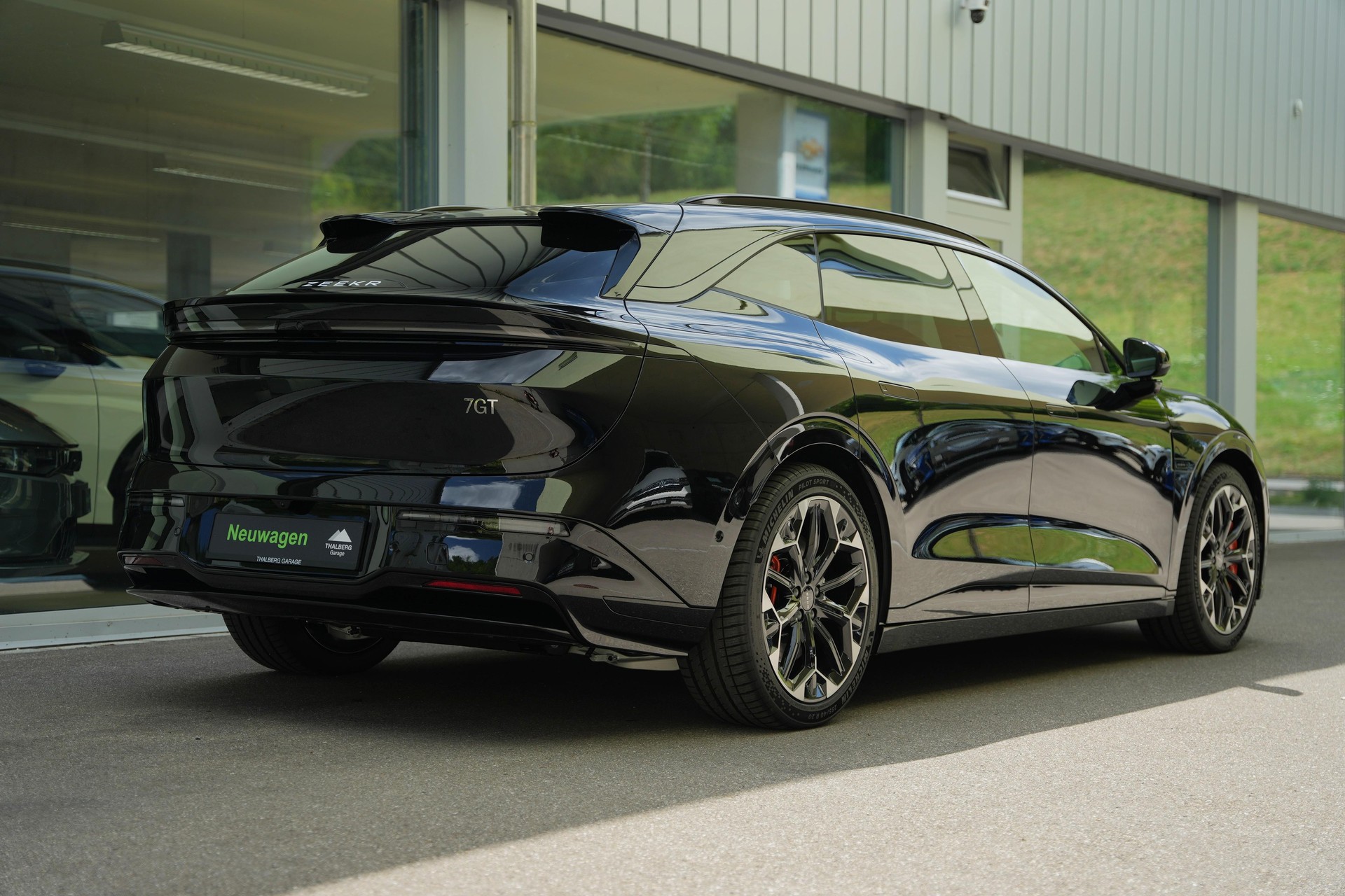 ZEEKR 7GT Privilege AWD-image-3