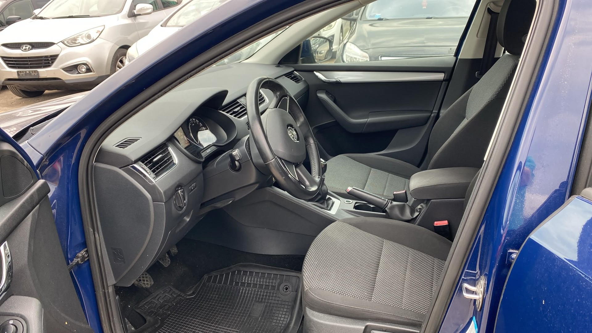 SKODA Octavia 1.6 TDI Greenline-image-7