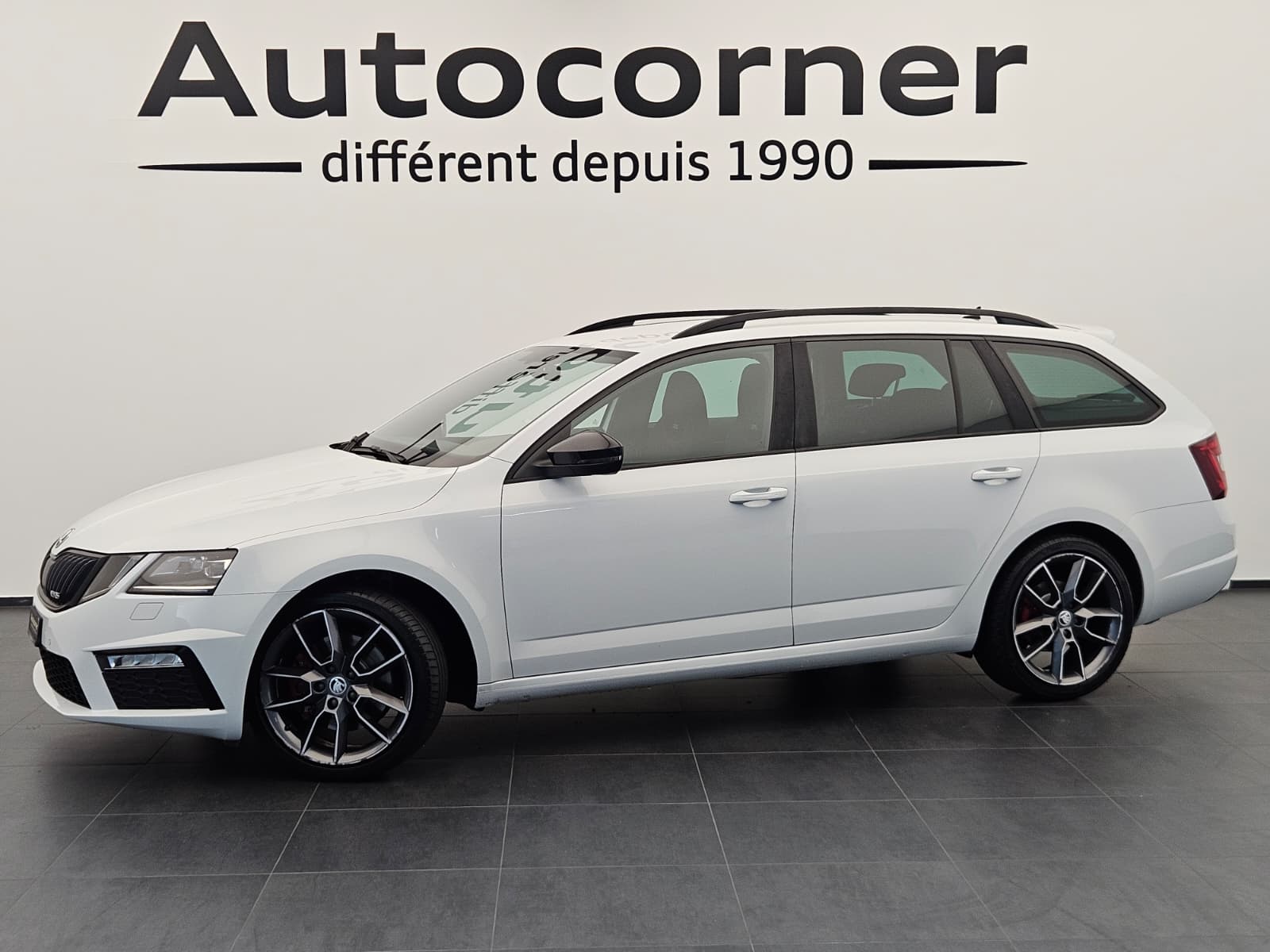 SKODA Octavia Combi 2.0 TDI RS Prag 4x4 DSG-image-0