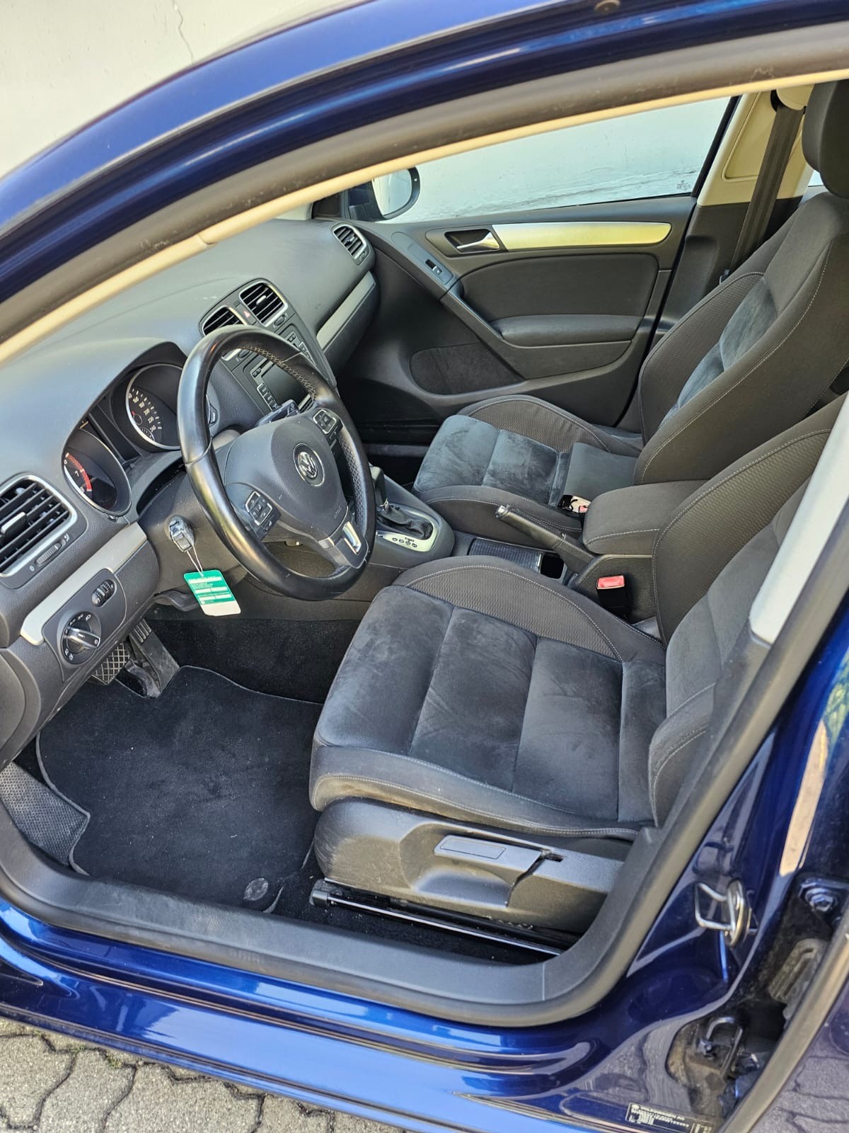 VW Golf 1.4 TSI Trendline DSG-image-4