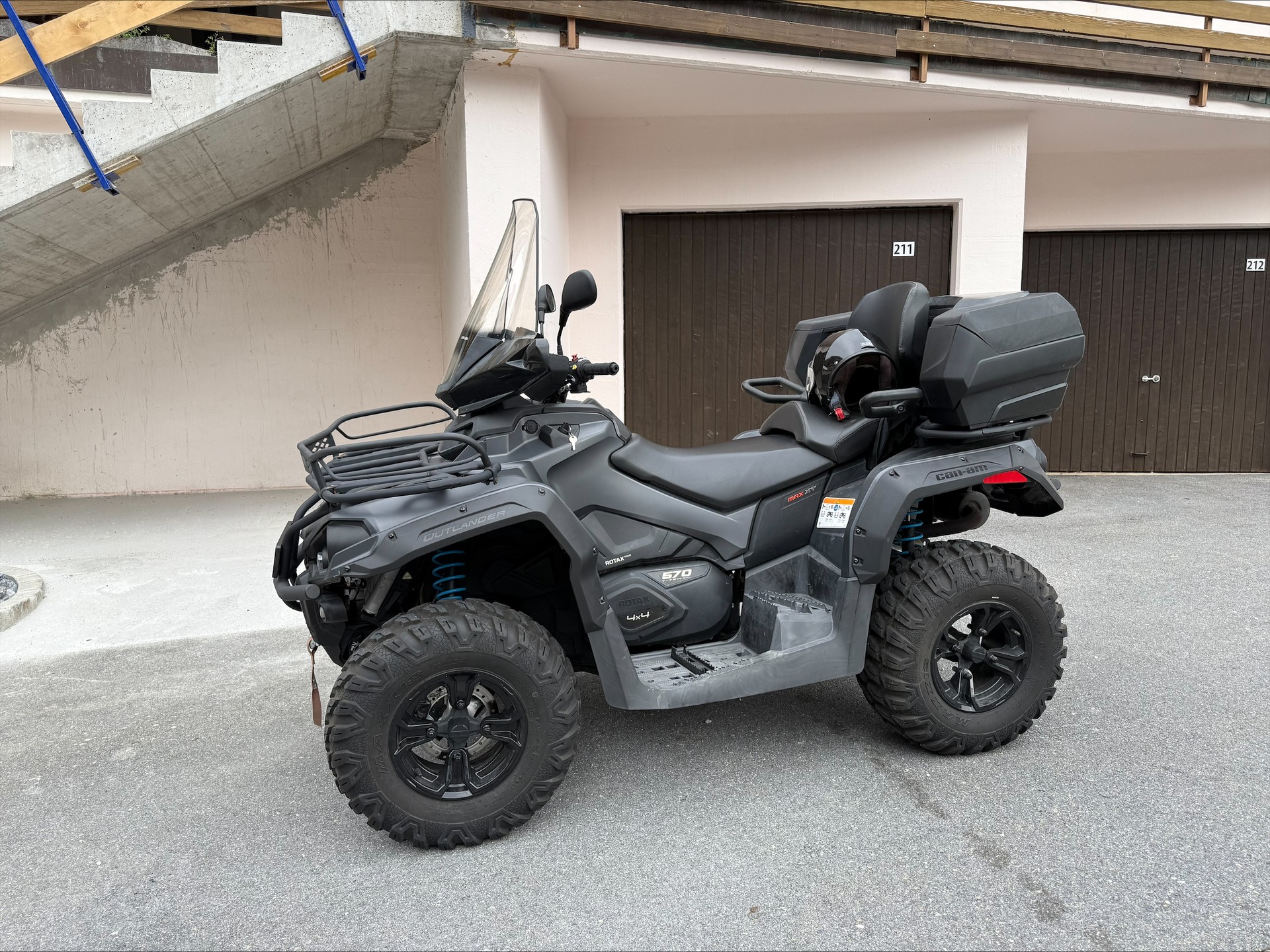 CAN-AM Outlander MAX XT 570