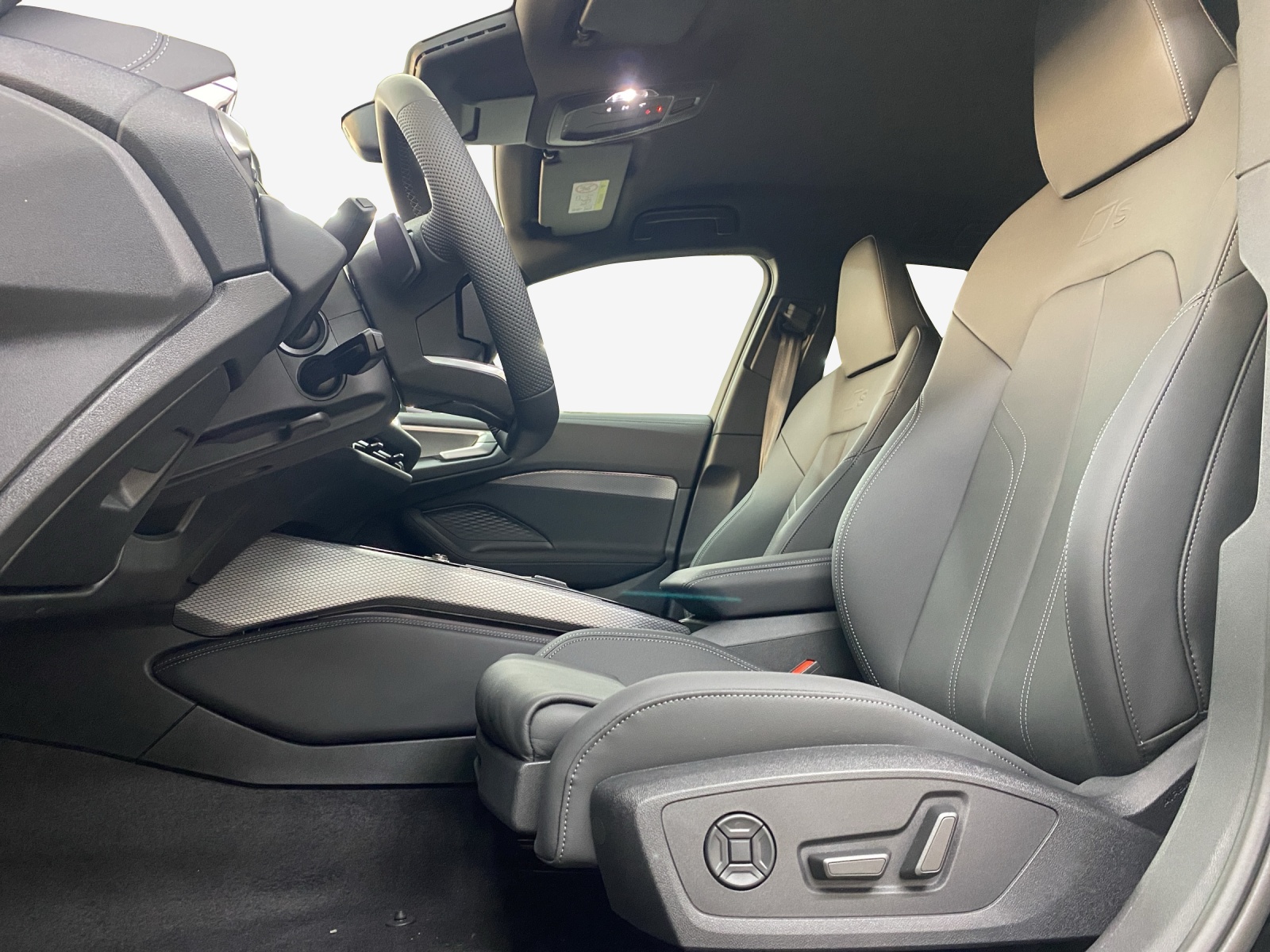AUDI A5 Avant e-hybrid quattro Attraction 220 kW S tronic-image-7