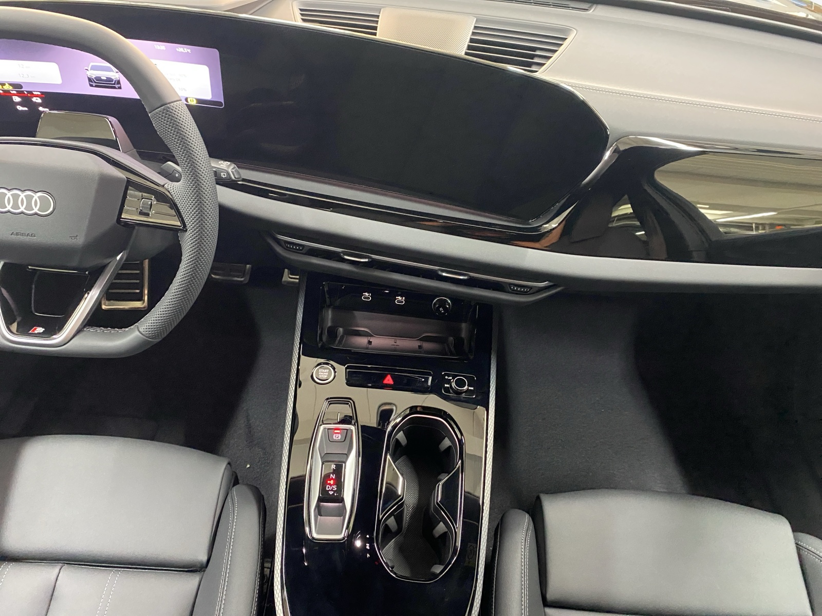 AUDI A5 Avant e-hybrid quattro Attraction 220 kW S tronic-image-10