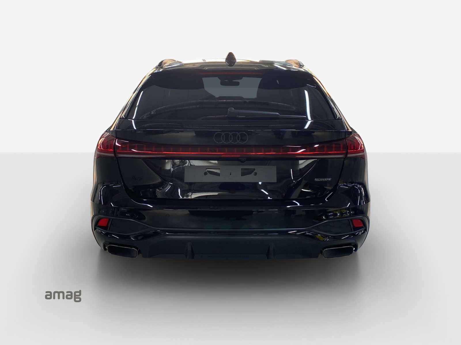 AUDI A5 Avant e-hybrid quattro Attraction 220 kW S tronic-image-3