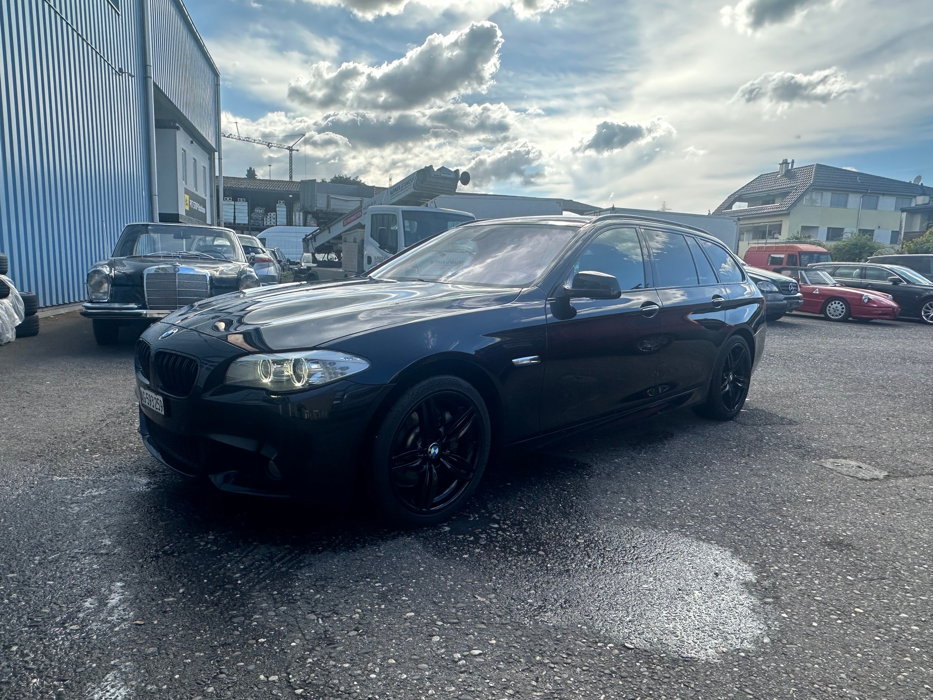 BMW 530d xDrive Touring Steptronic M Sportpacket-image-0