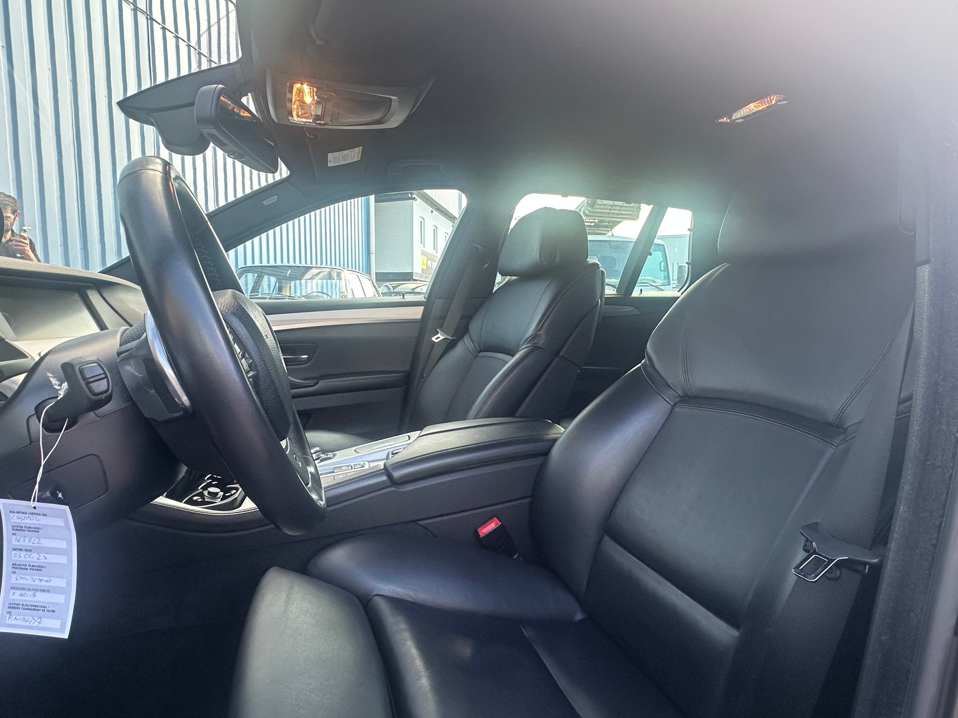 BMW 530d xDrive Touring Steptronic M Sportpacket-image-8