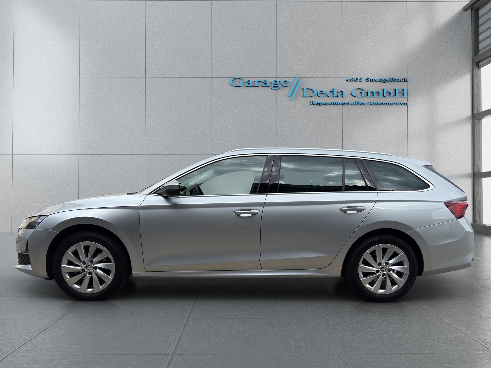 SKODA Octavia Combi 1.5 TSI mHEV DSG Dynamic-image-1