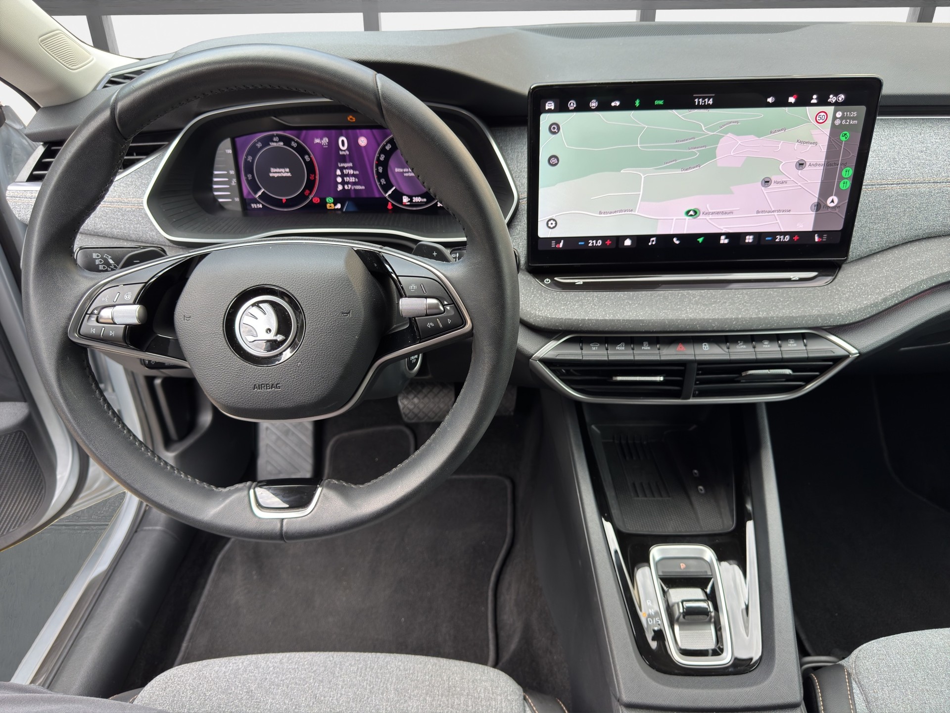 SKODA Octavia Combi 1.5 TSI mHEV DSG Dynamic-image-10