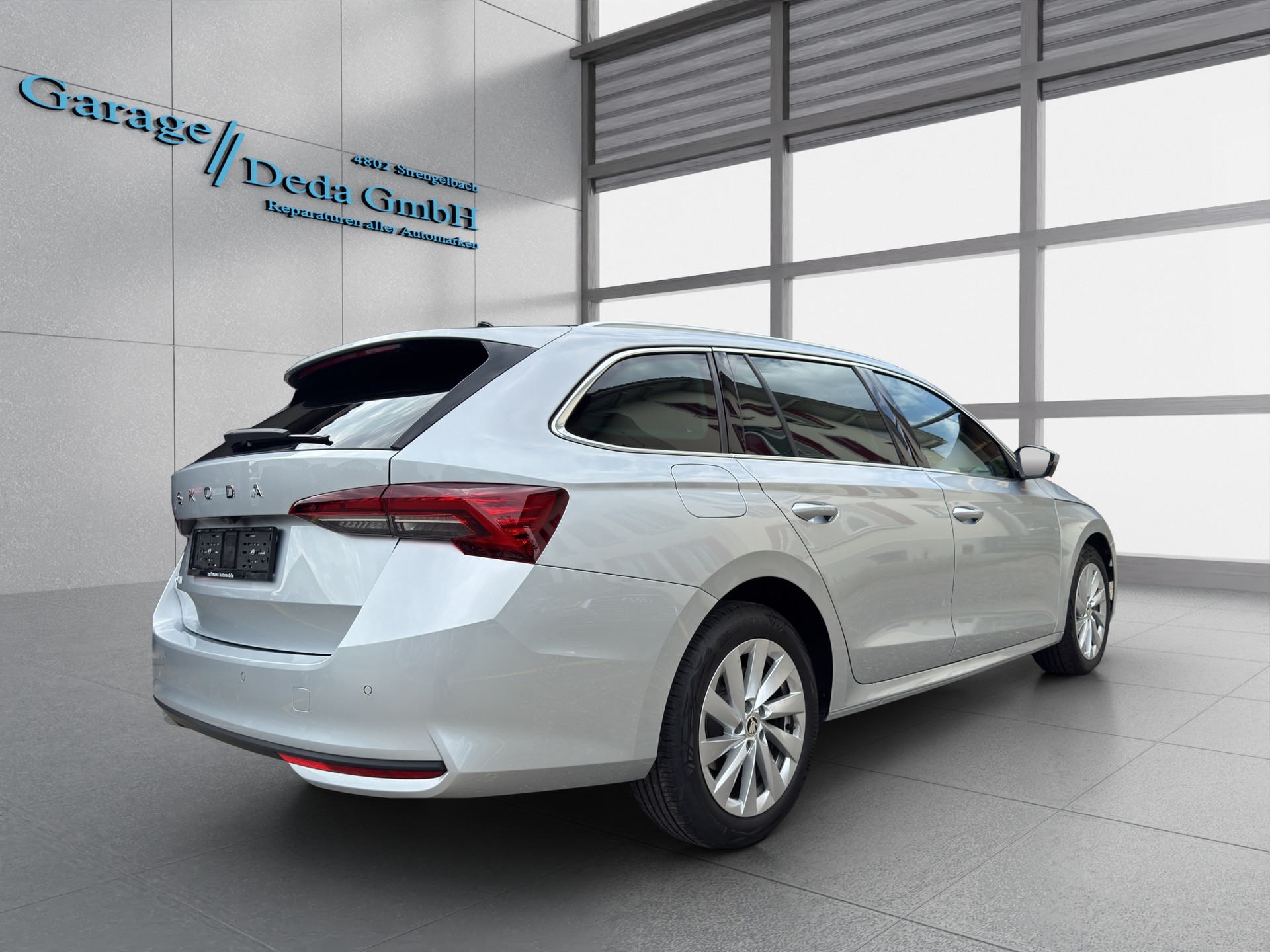 SKODA Octavia Combi 1.5 TSI mHEV DSG Dynamic-image-4