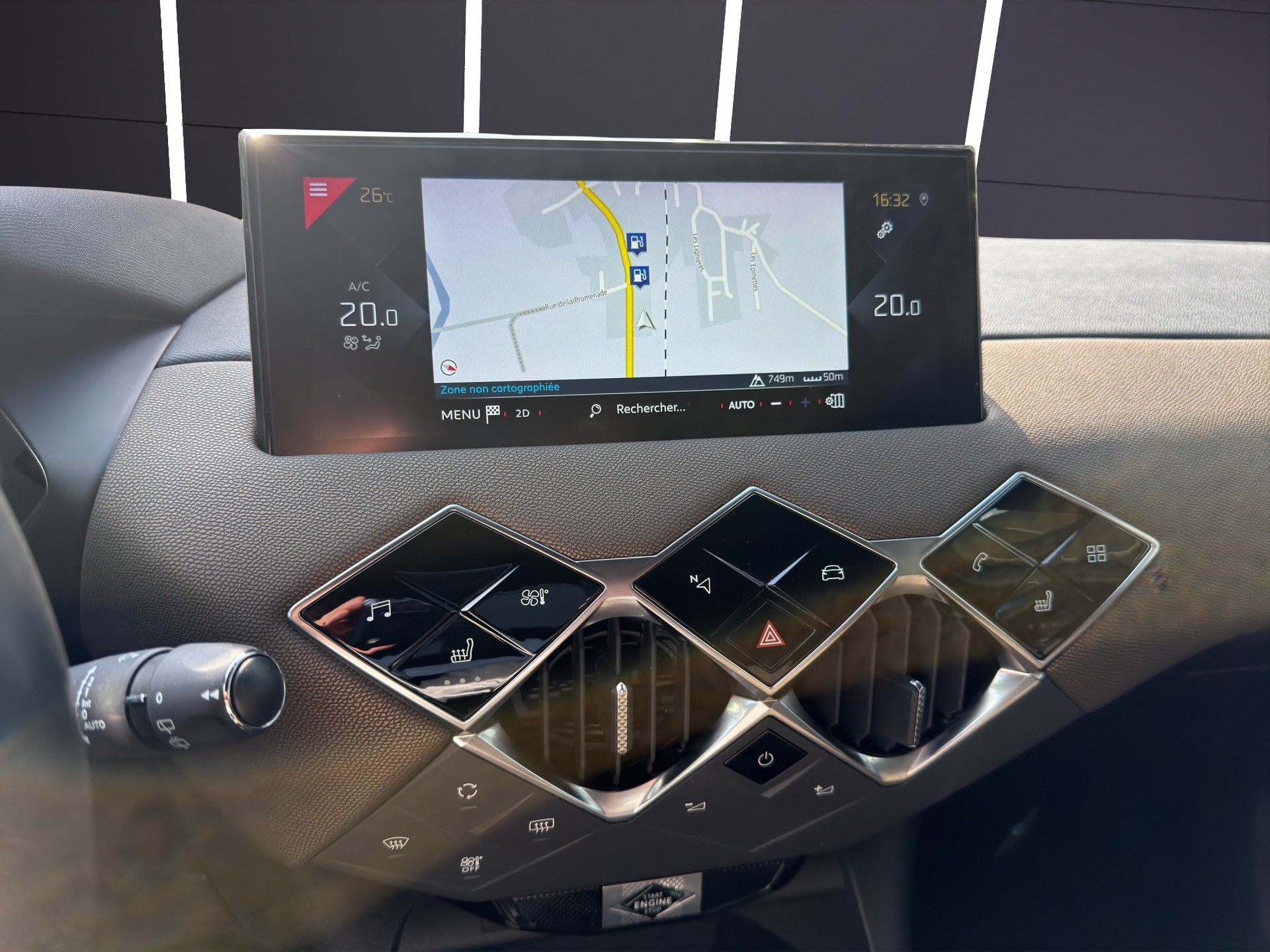 DS AUTOMOBILES DS3 1.2 SO Chic-image-9