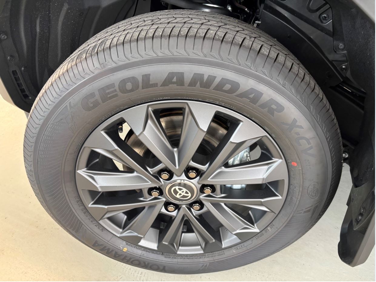 TOYOTA Land Cruiser 2.8 D 48V Invincible-image-17