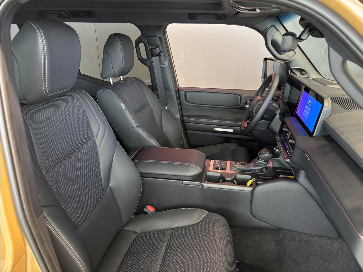 TOYOTA Land Cruiser 2.8 D 48V Invincible-image-8