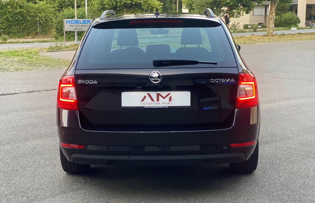 SKODA Octavia Combi 2.0 TDI 150 Soleil DSG-image-12