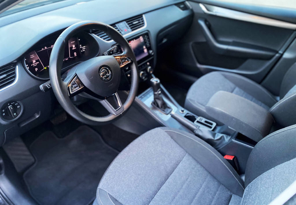 SKODA Octavia Combi 2.0 TDI 150 Soleil DSG-image-4