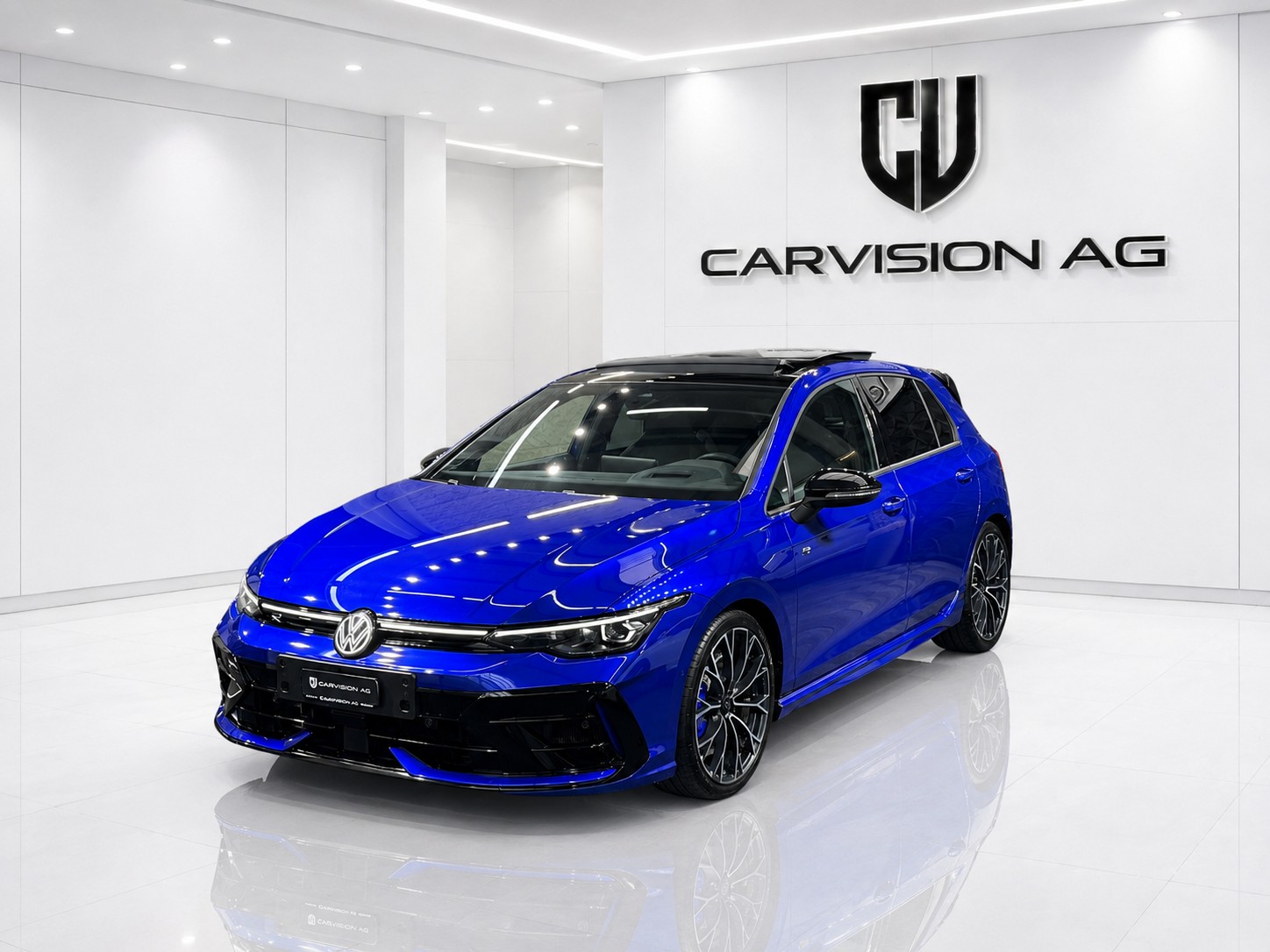 VW Golf 2.0 TSI R DSG 4 Motion * Panorama-Glasdach * Facelift * Anhängerkupplung *-image-0