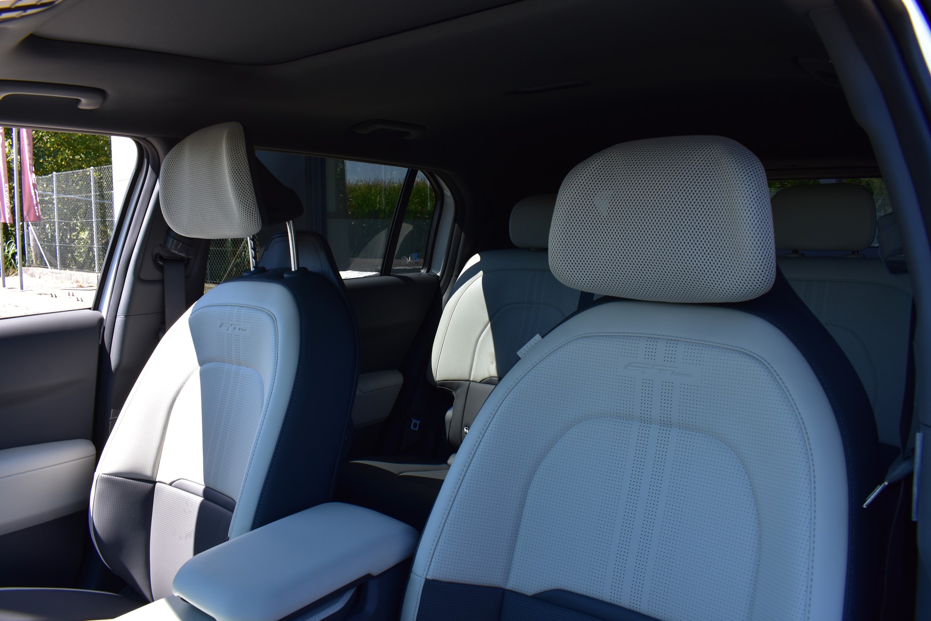 KIA EV3 81,4 kWh GT Line 4x4-image-12