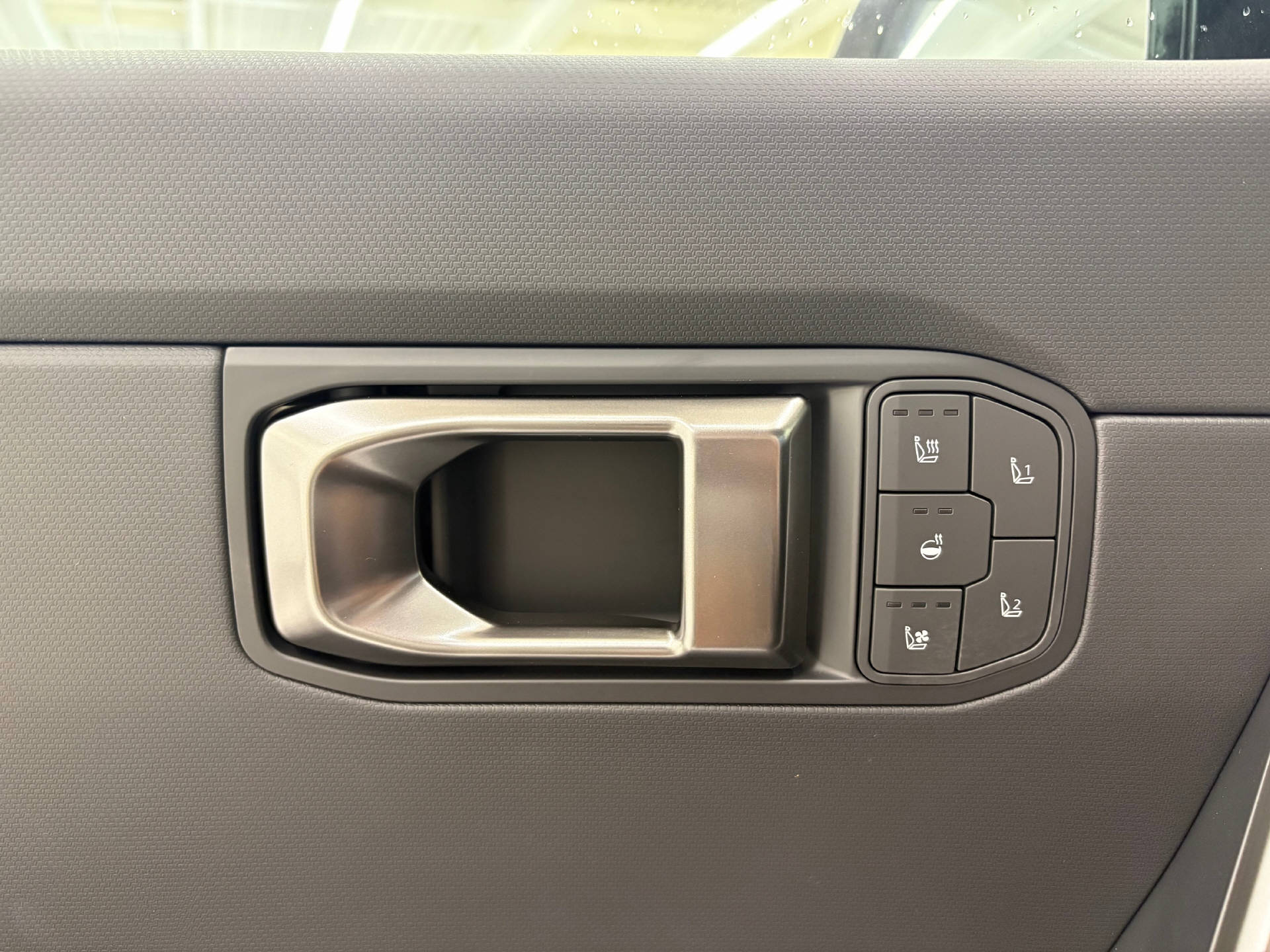 KIA Seltos 1.6 T-GDi X-Line-image-7