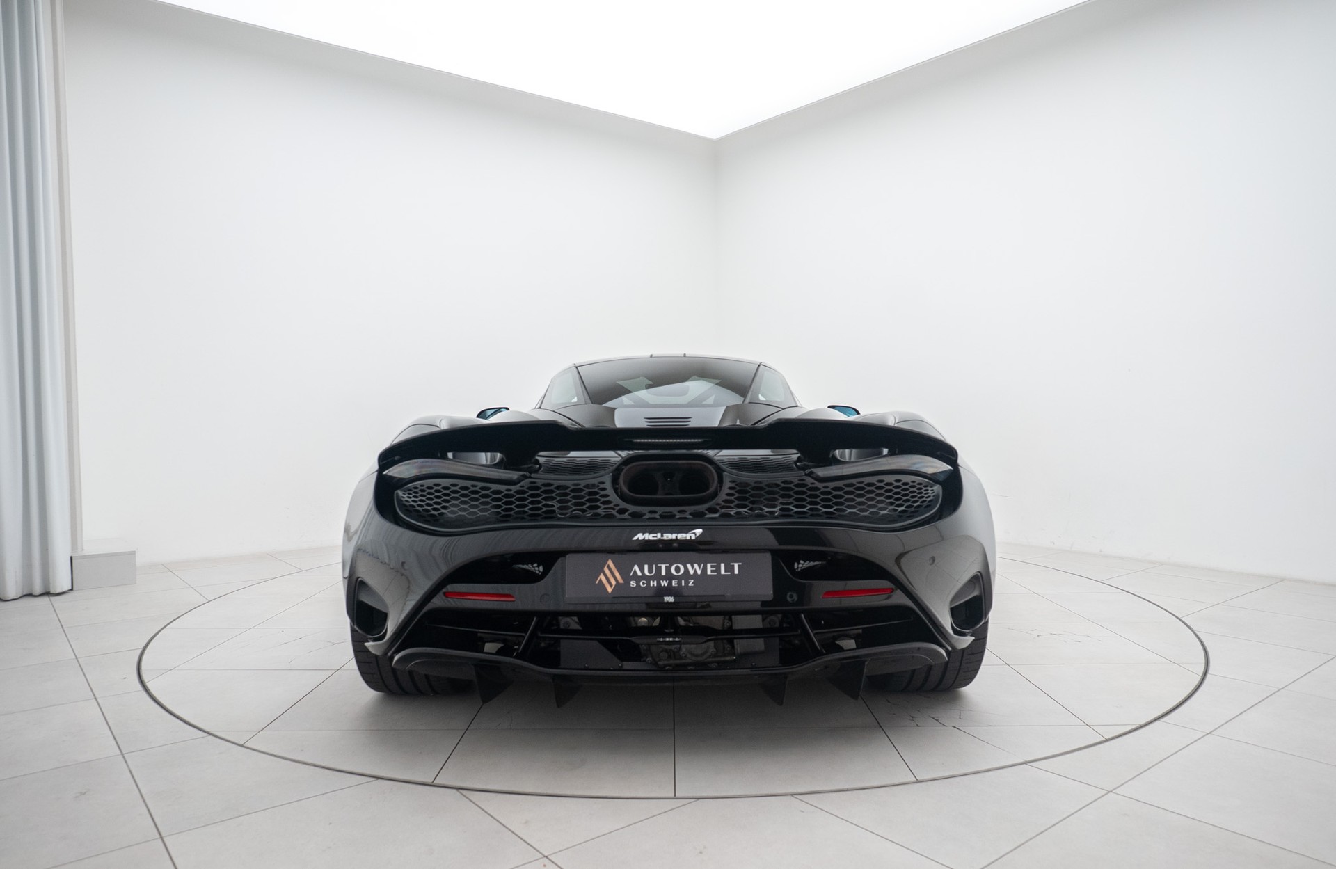 McLAREN 750S Coupé Performance-image-3