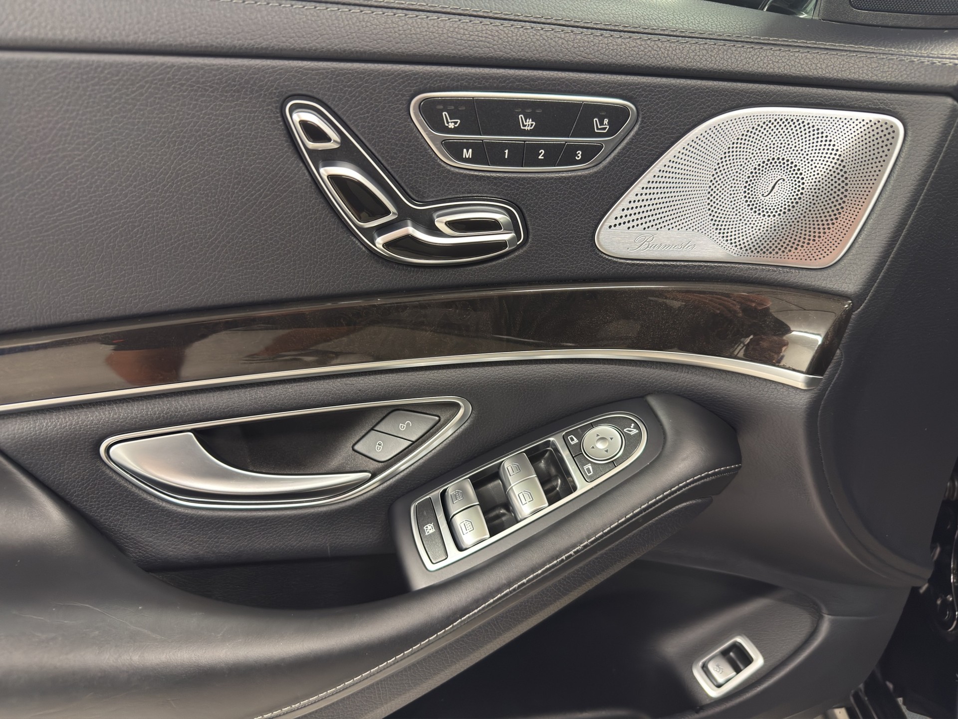 MERCEDES-BENZ S 350 d 4Matic 9G-Tronic-image-9