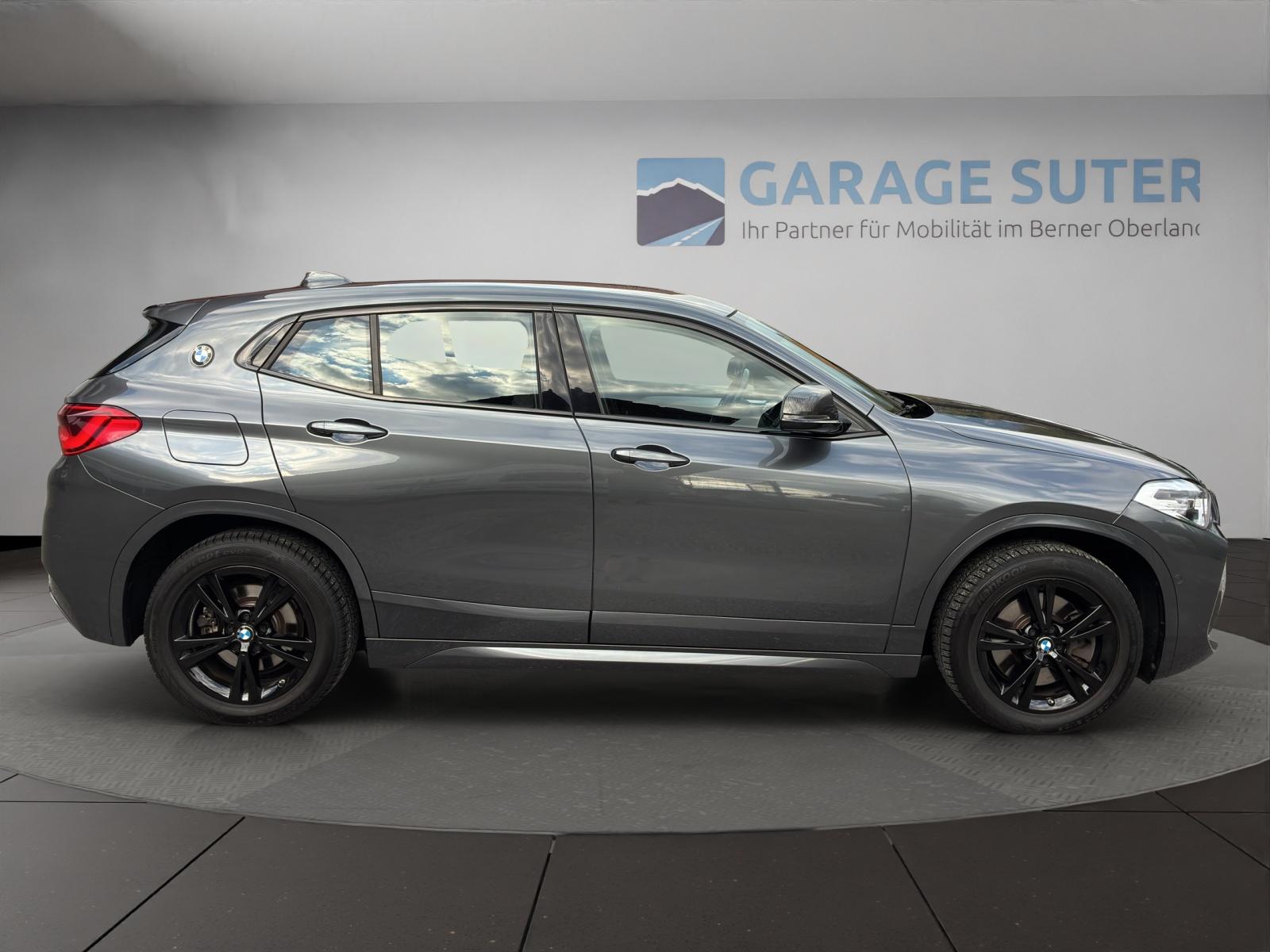 BMW X2 20i xDrive-image-5