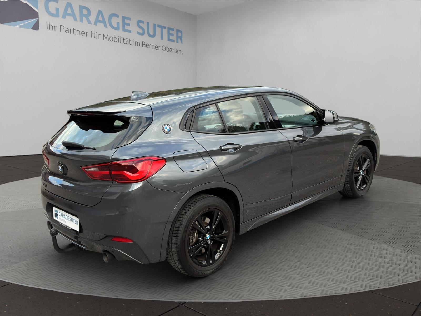 BMW X2 20i xDrive-image-4
